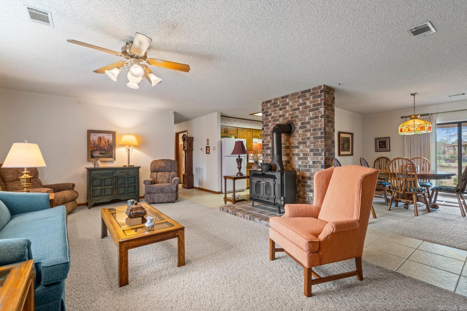 VILLAGE SOUTH - Residential