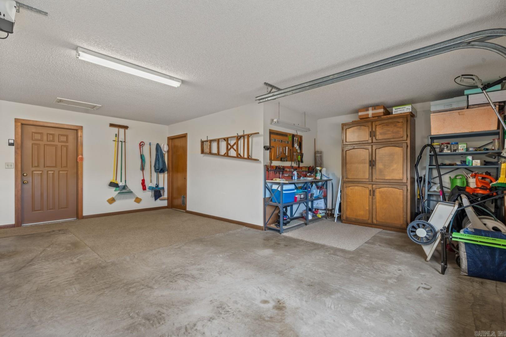 VILLAGE SOUTH - Residential