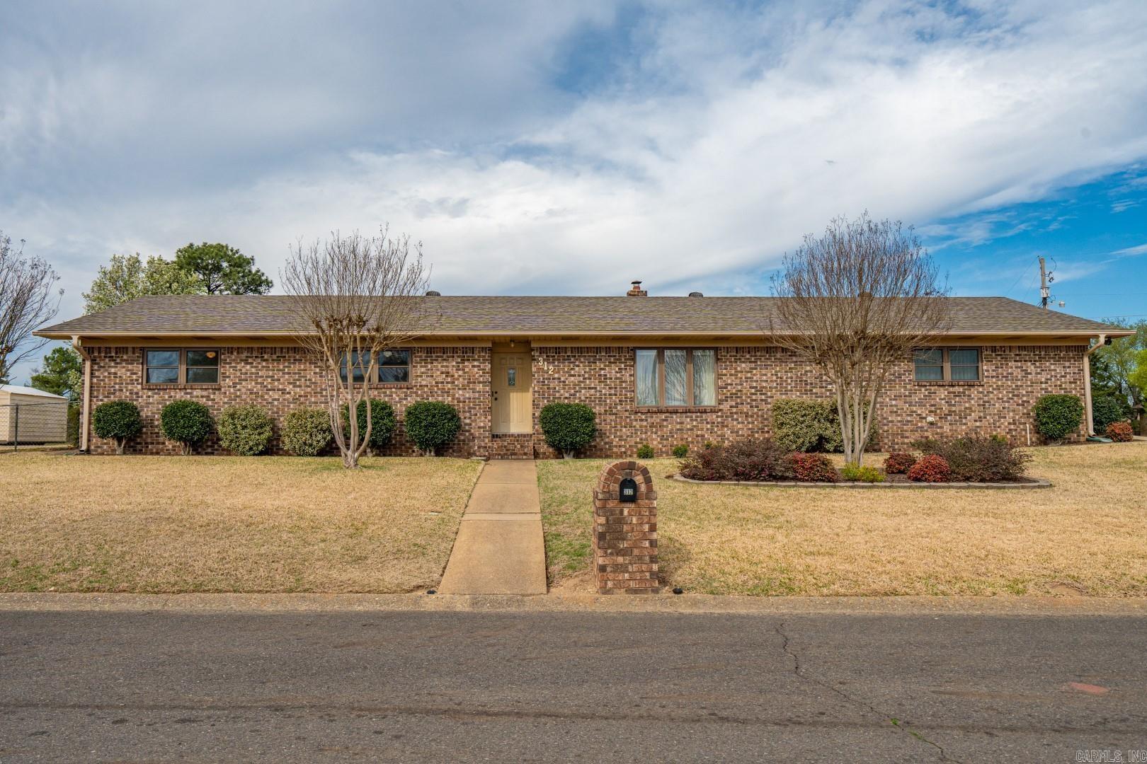 VILLAGE SOUTH - Residential