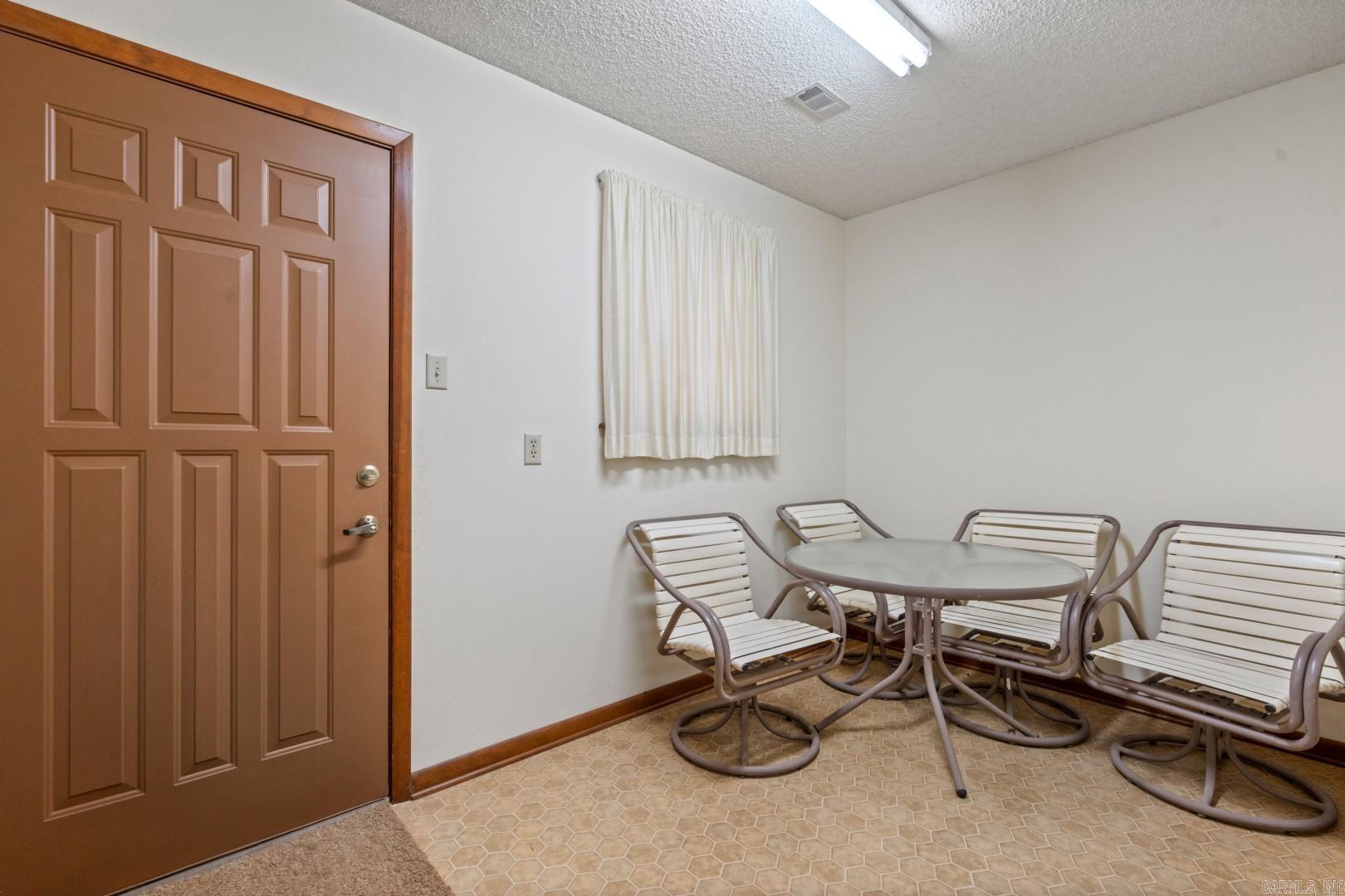 VILLAGE SOUTH - Residential