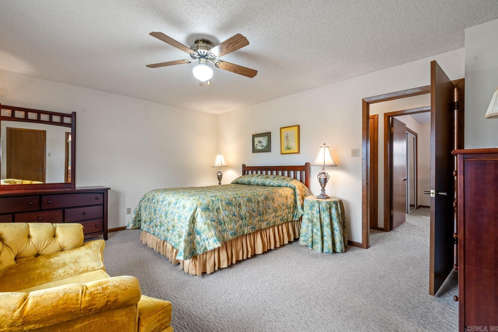 VILLAGE SOUTH - Residential