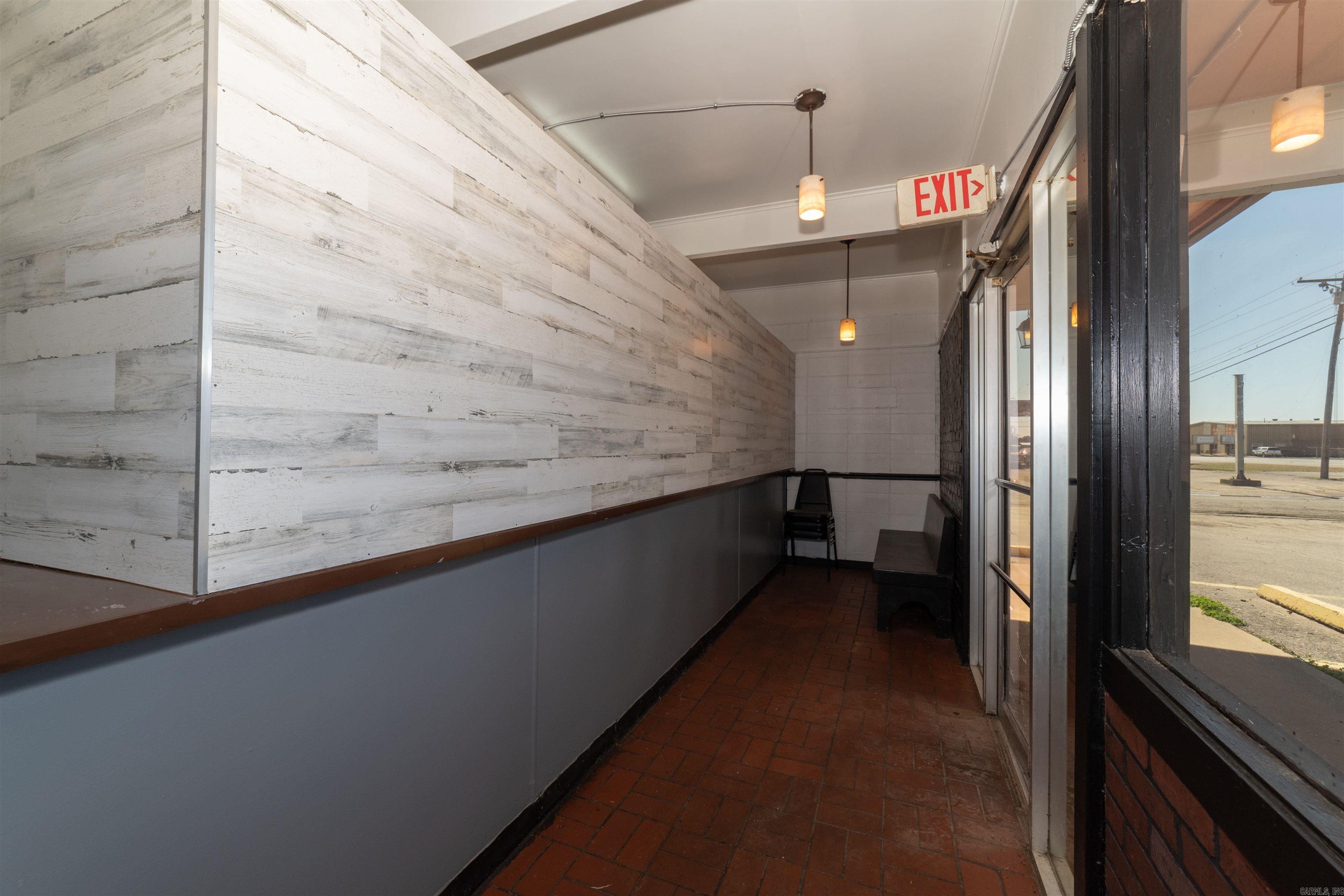 Metes & Bounds - Commercial Sale