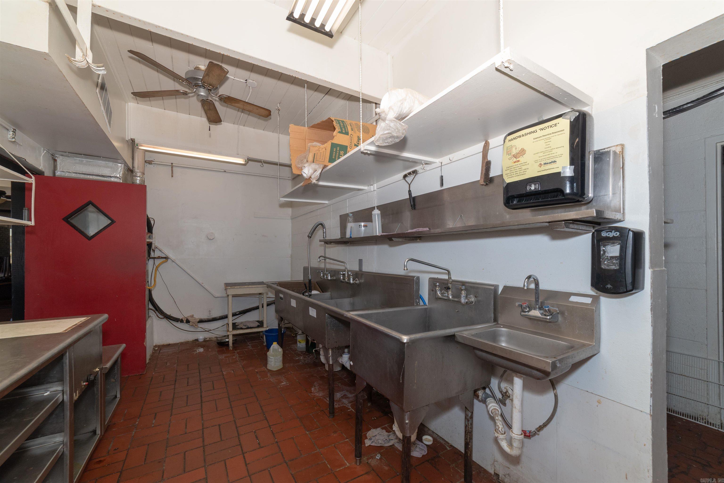 Metes & Bounds - Commercial Sale