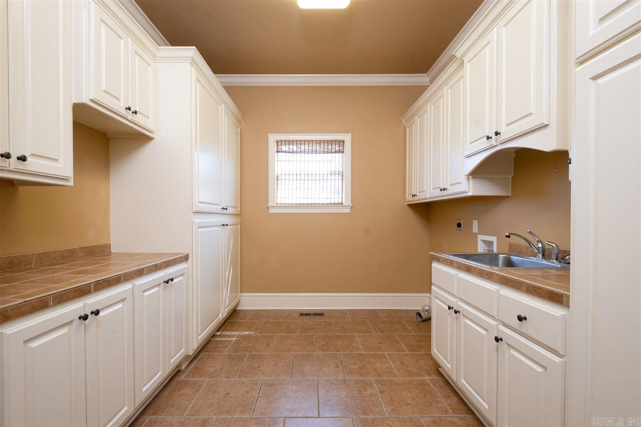 CHENAL VALLEY SEZANNE COURT - Residential