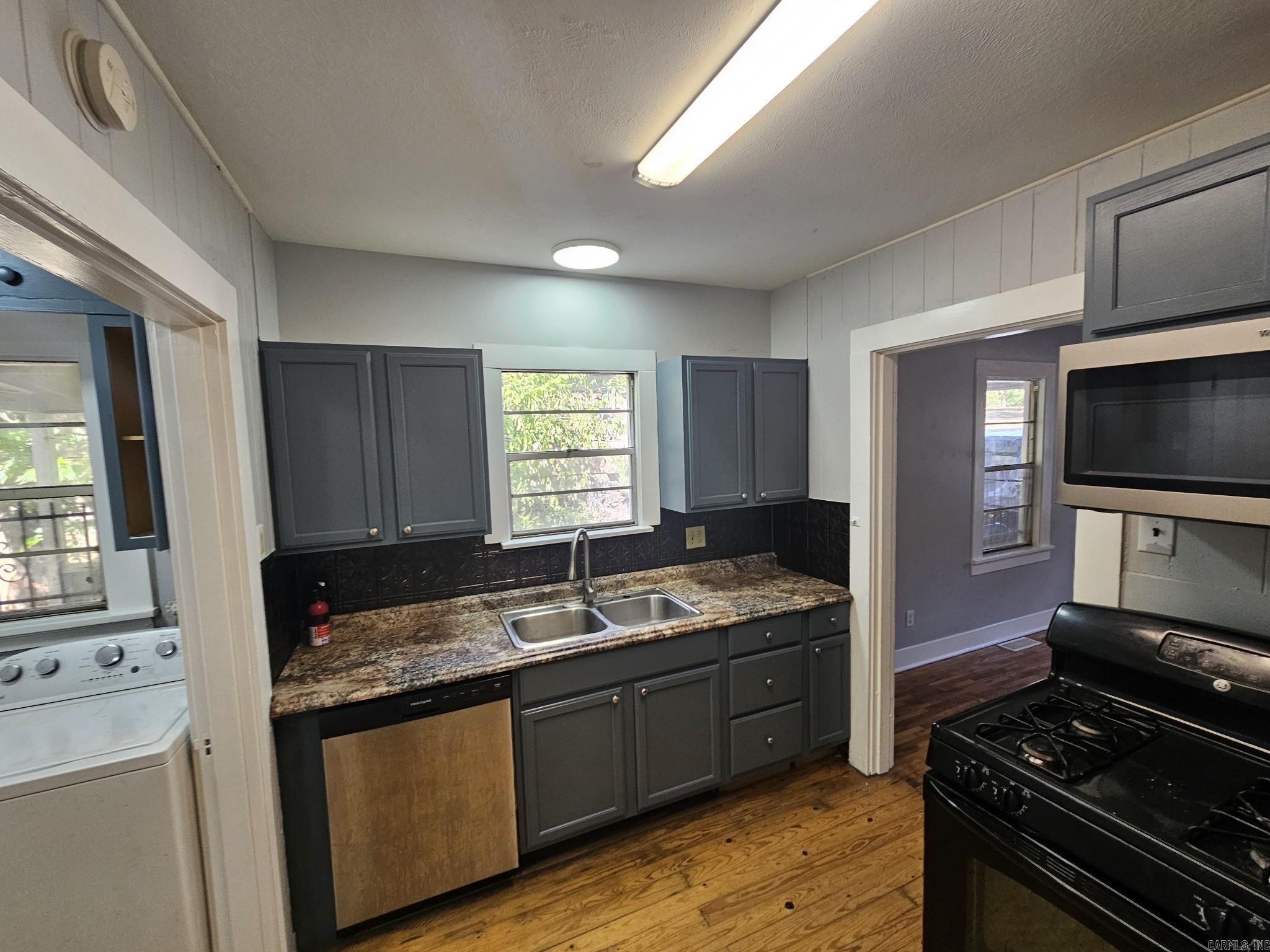 Not in Subdivision - Residential Lease