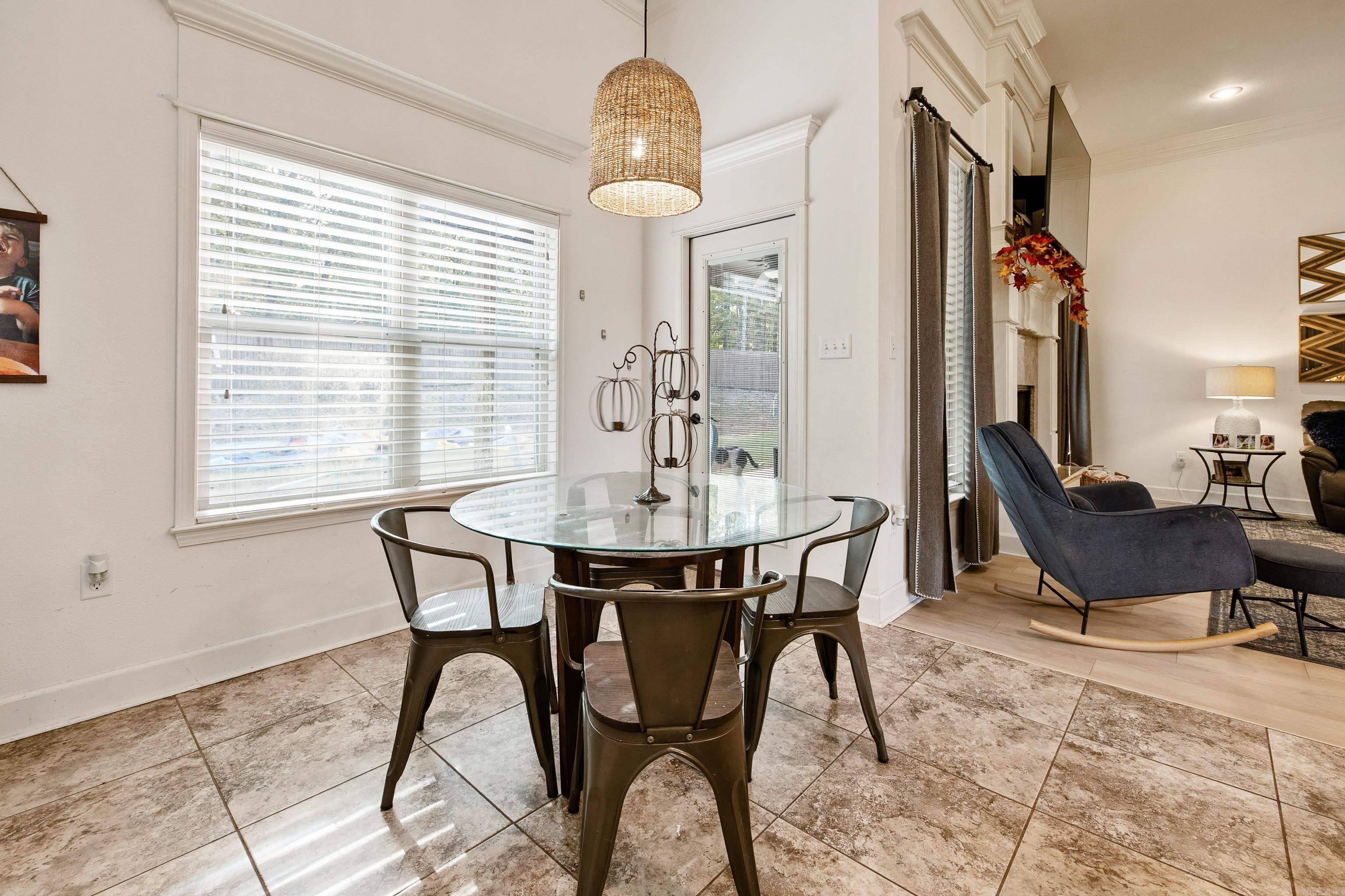 AVILLA HEIGHTS - Residential