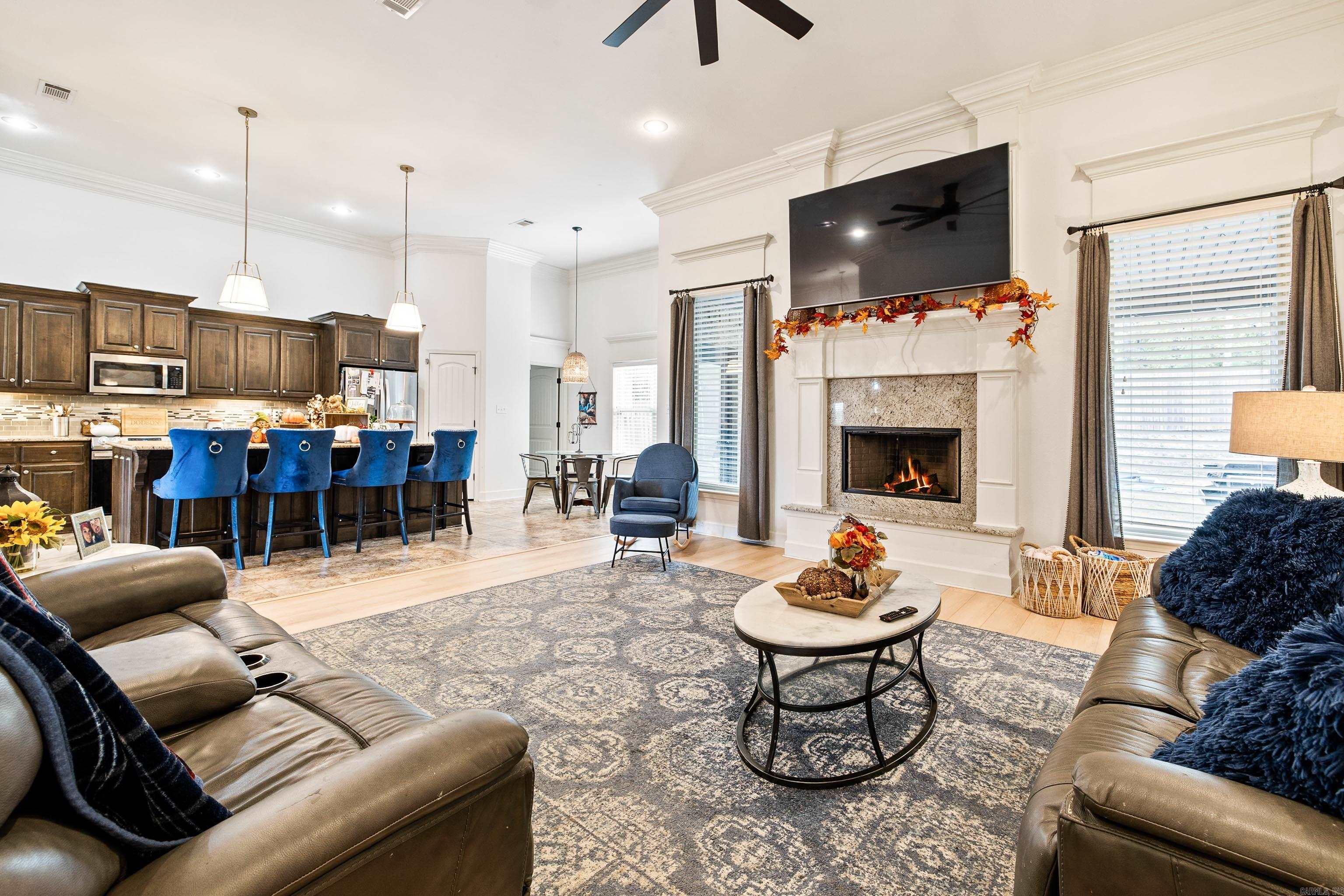 AVILLA HEIGHTS - Residential