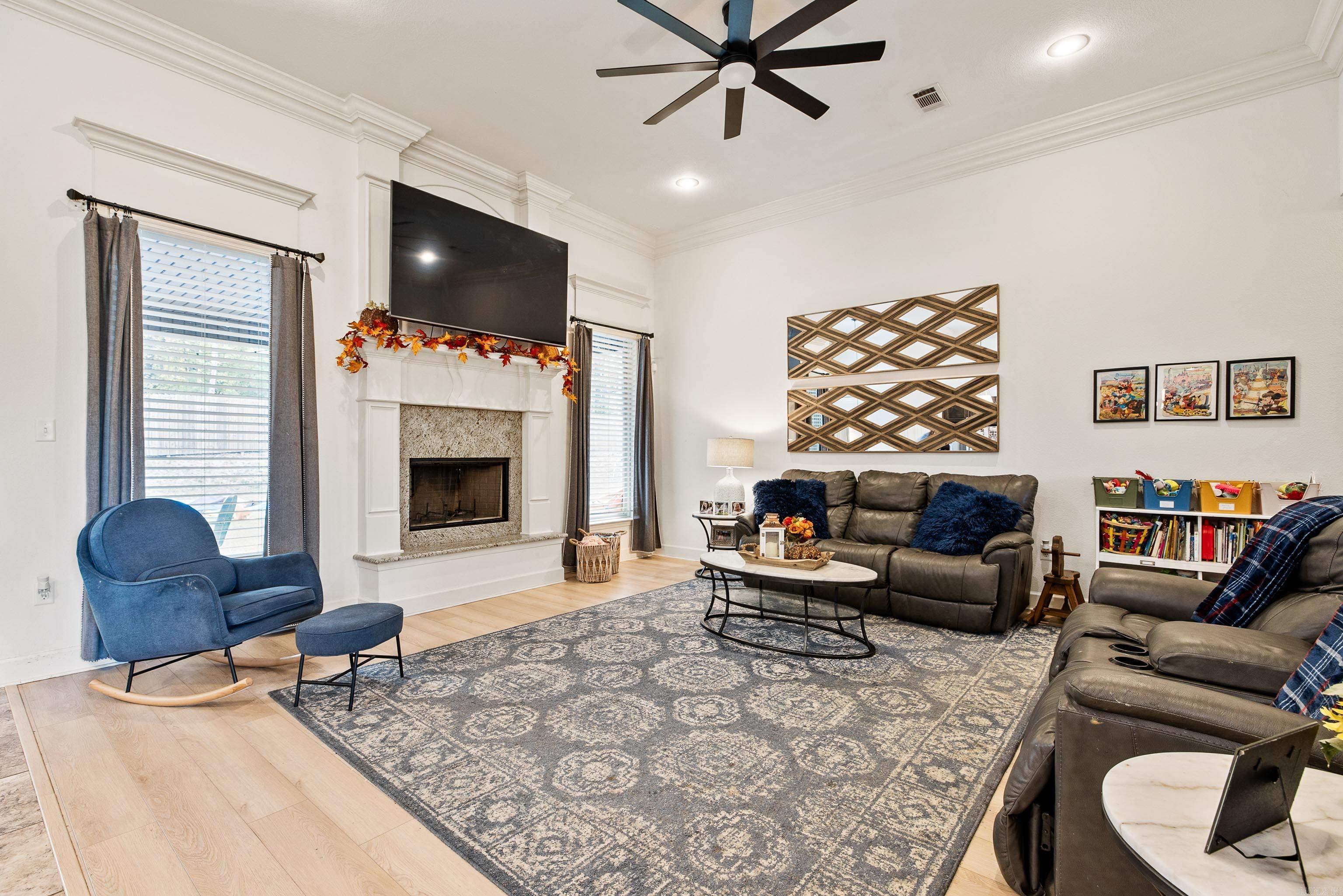 AVILLA HEIGHTS - Residential