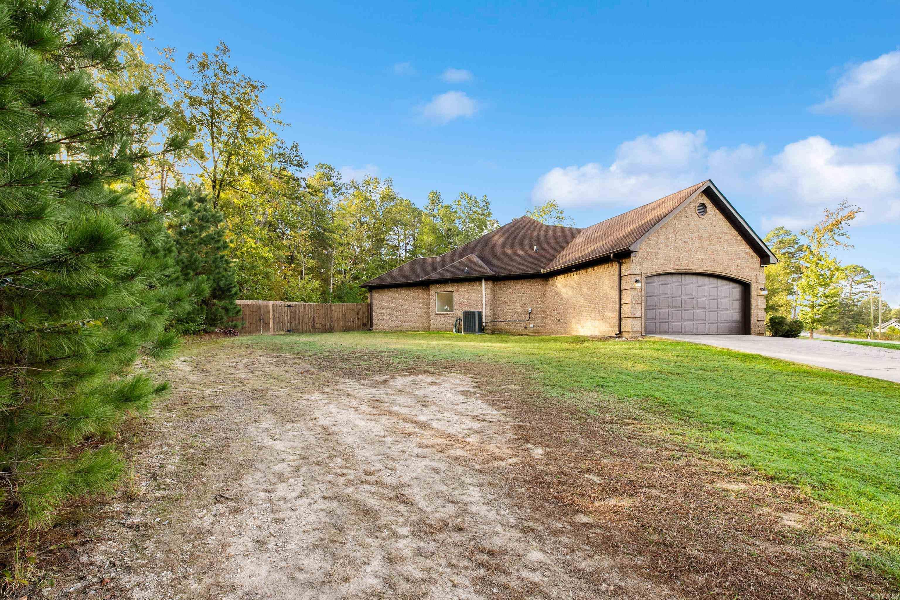 AVILLA HEIGHTS - Residential