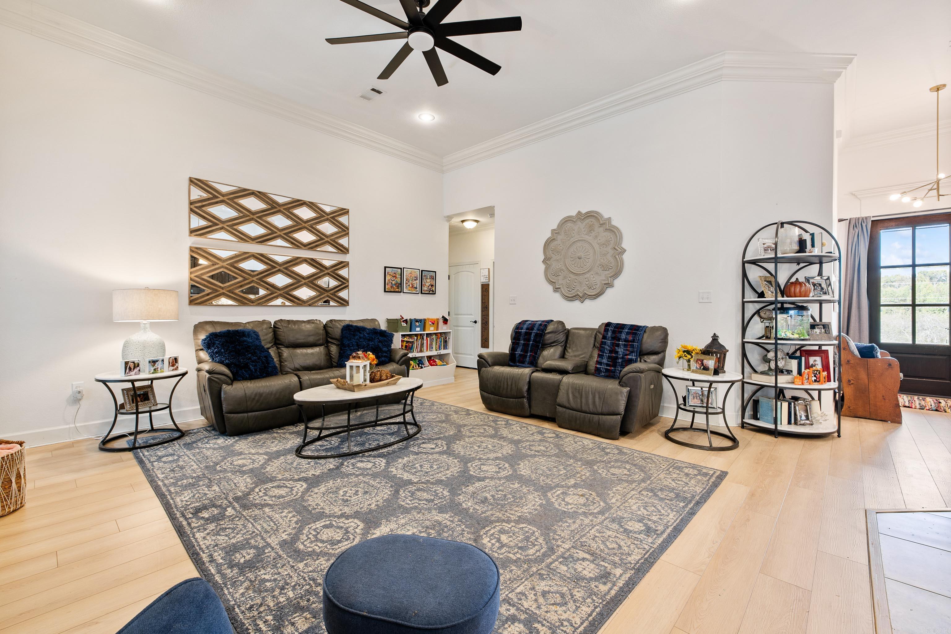 AVILLA HEIGHTS - Residential