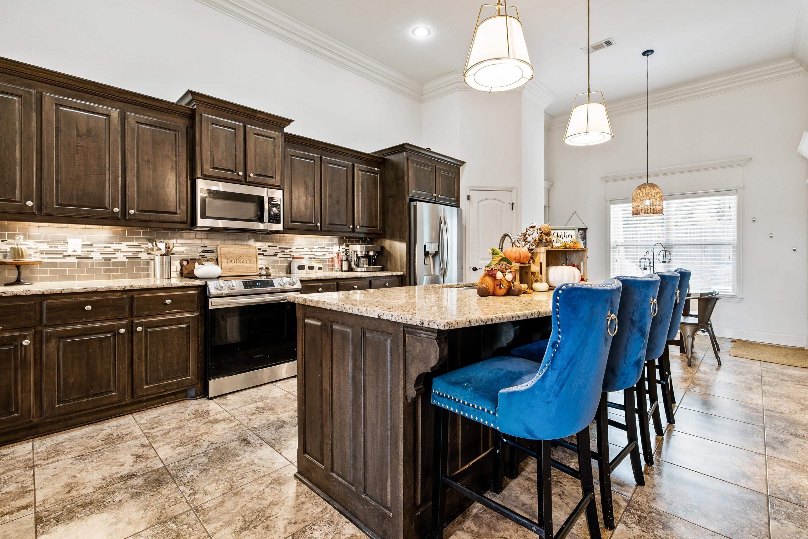 AVILLA HEIGHTS - Residential