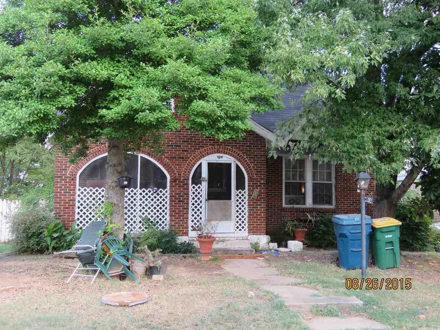 This property is included in HomeSteps First Look Initiative, which will expire on 9/14/2015. No investor offers will be reviewed during this time. This is a brick house with arched doorways. It has a large screened in front porch. The home has a new roof, but needs some interior repairs on the interior.
