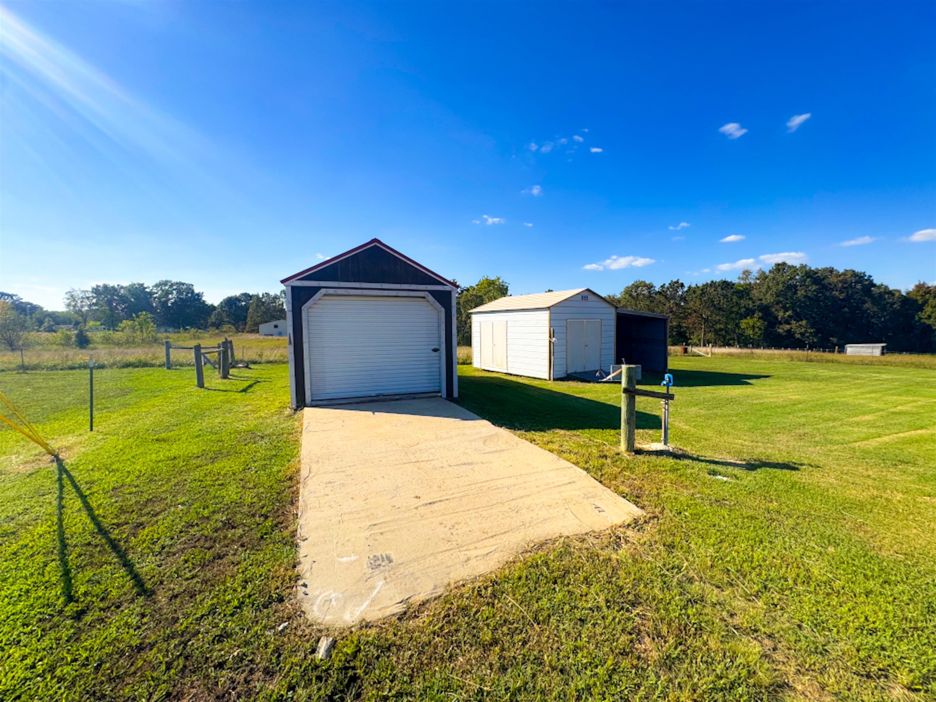 Metes & Bounds - Residential