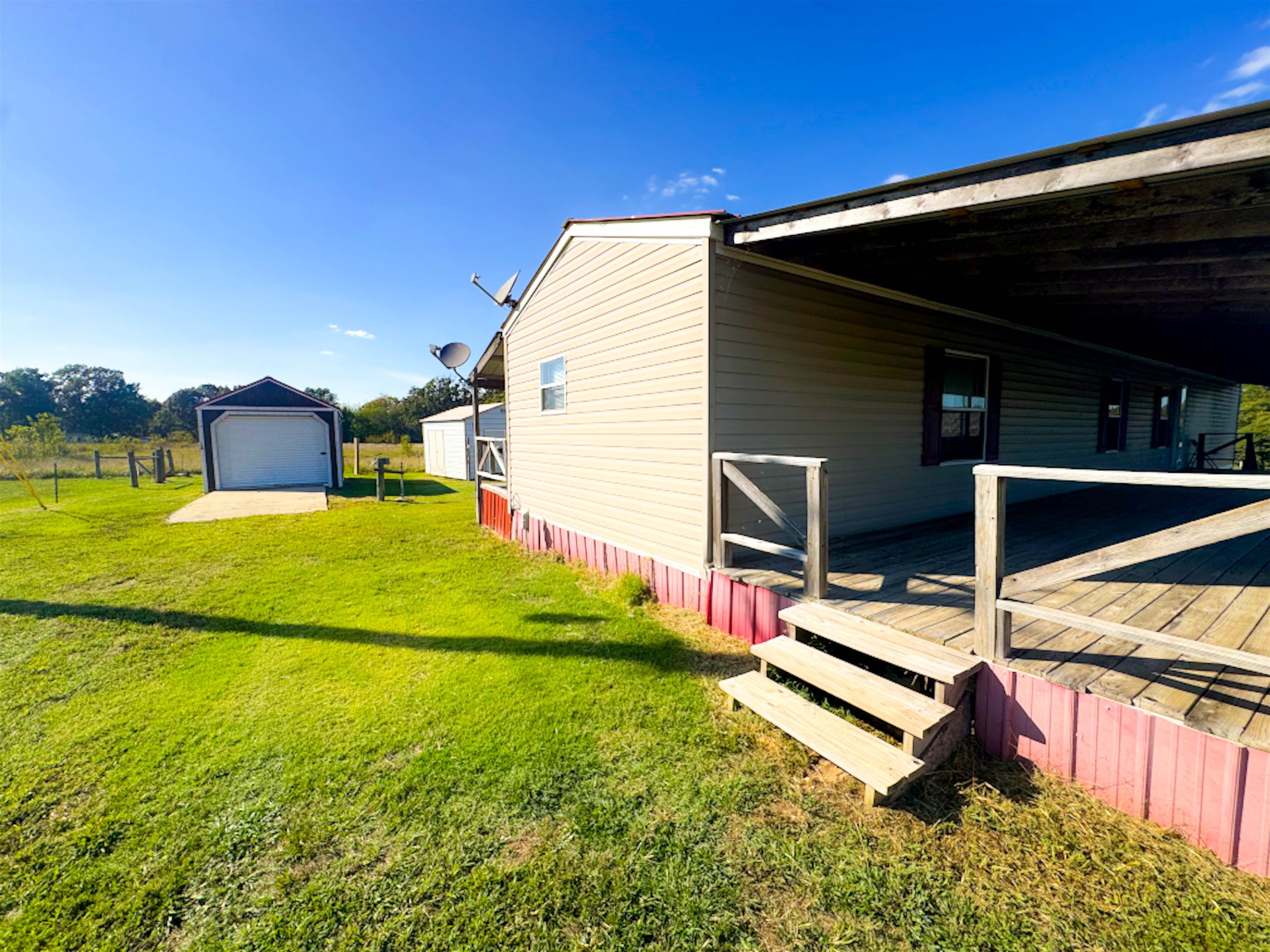 Metes & Bounds - Residential