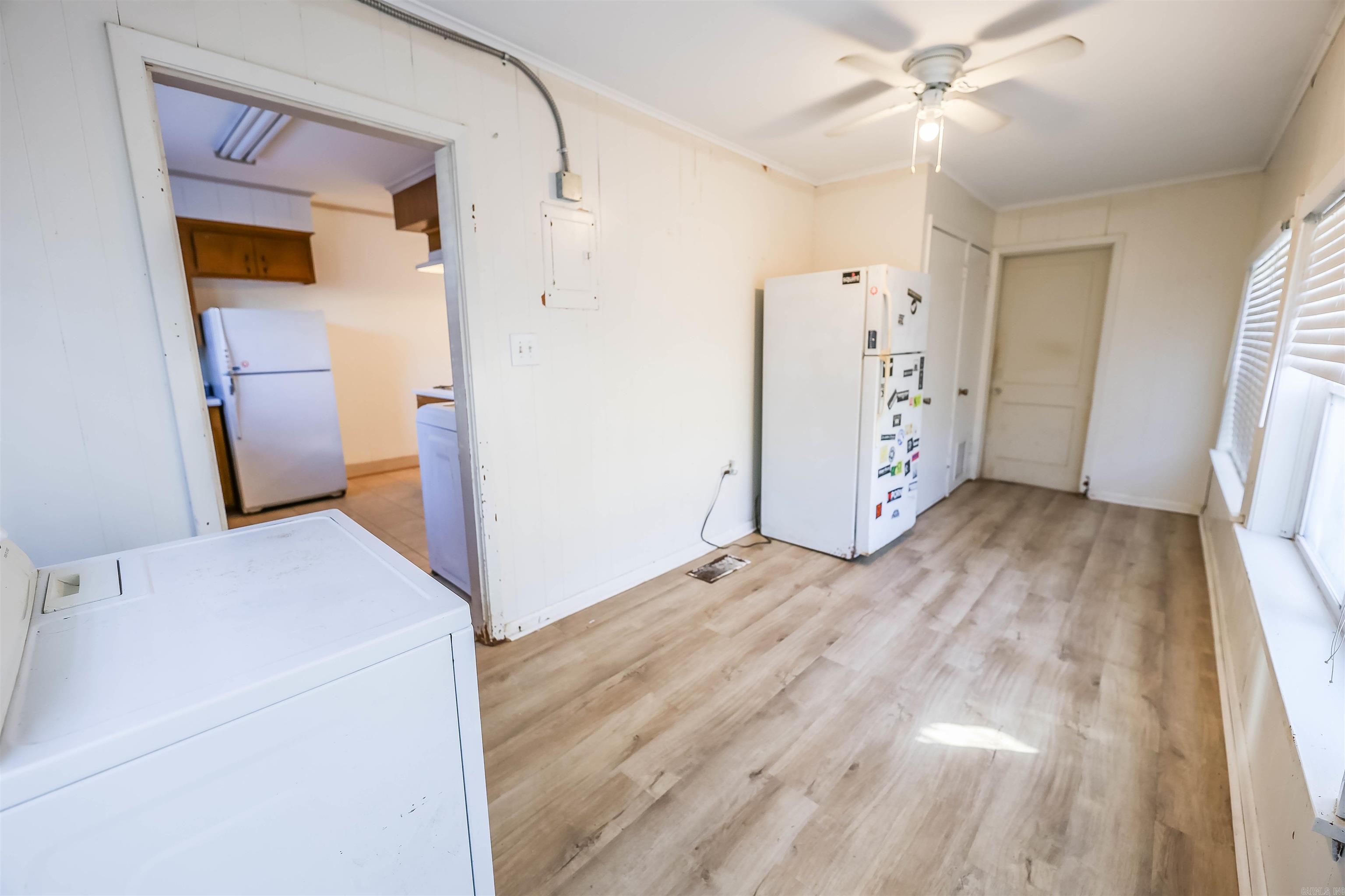 HELMS HILLCREST - Residential