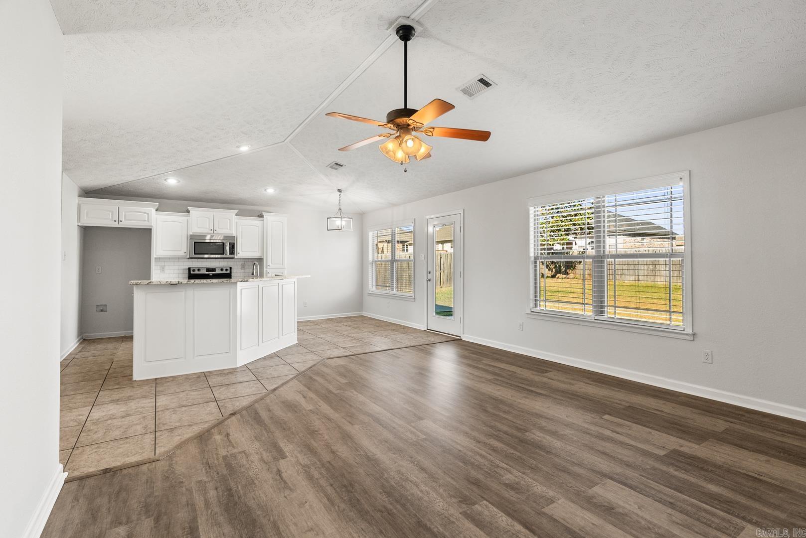 BRYSON ESTATES - Residential