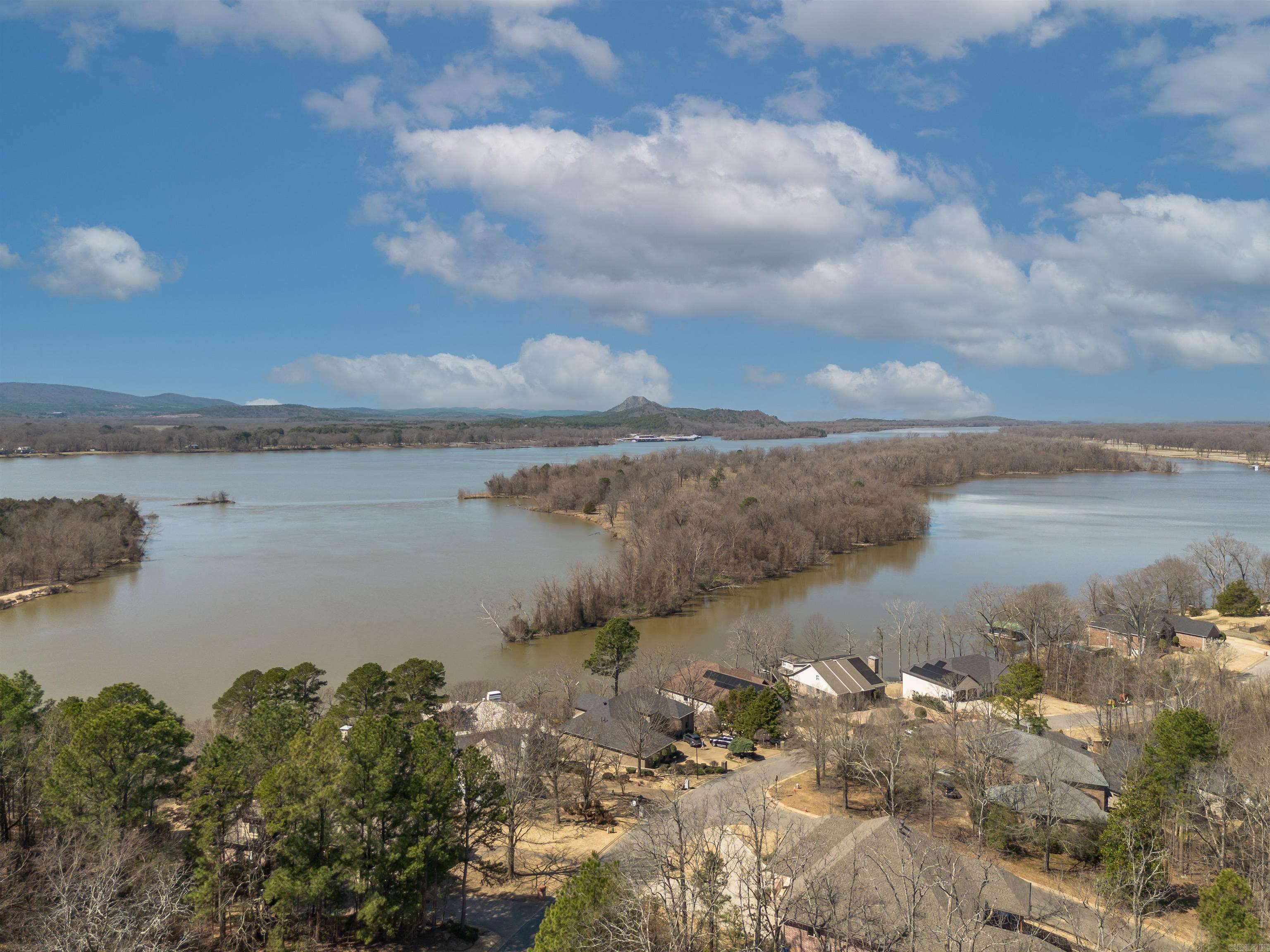 RIVERLAND HEIGHTS - Residential