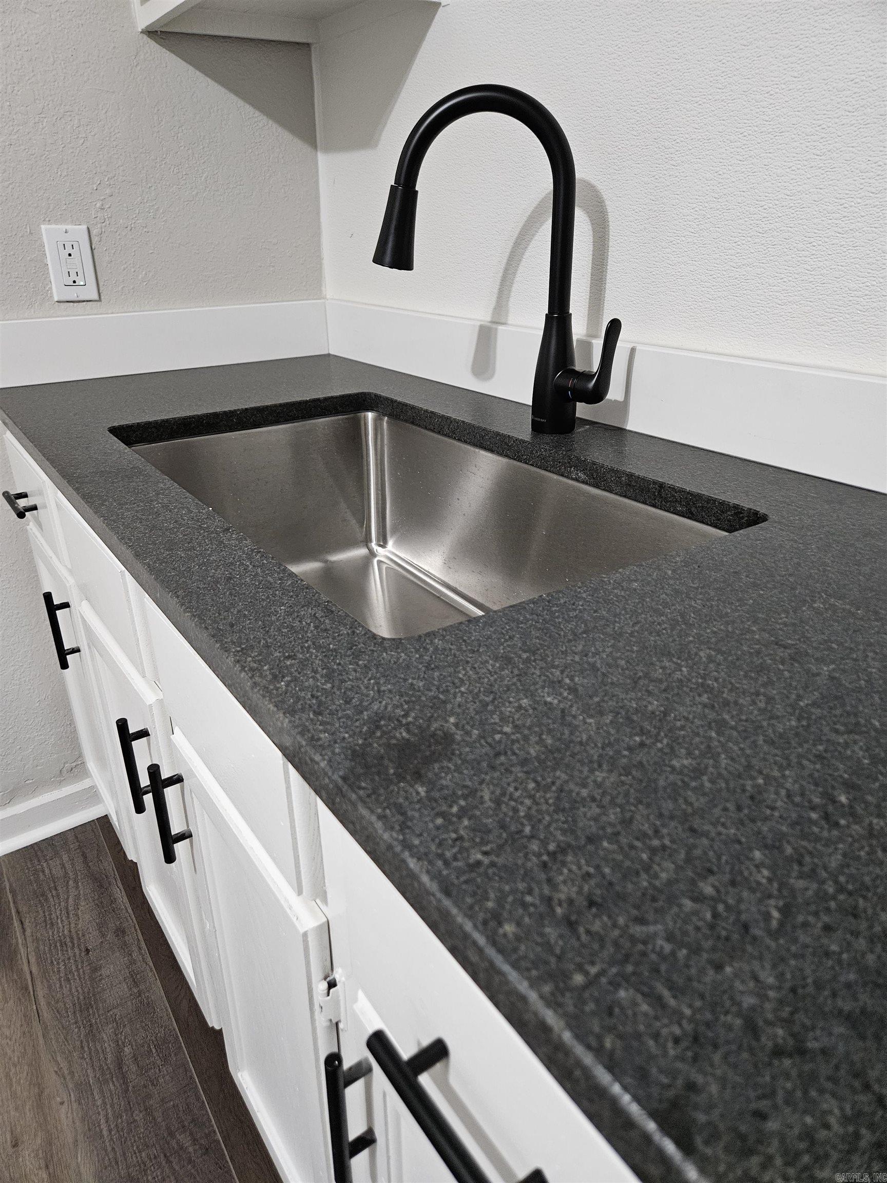 Pettefers - Residential Lease