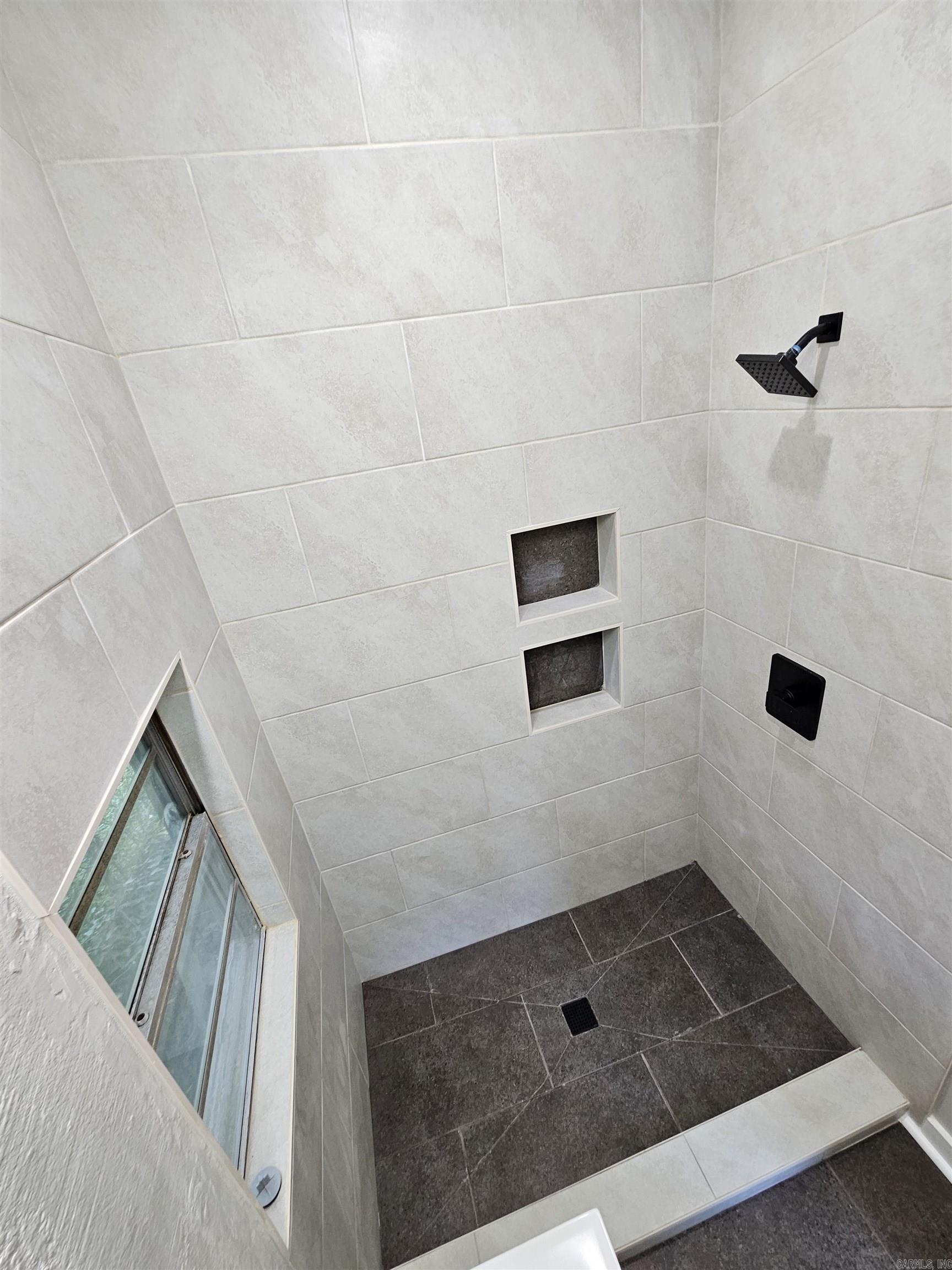 Pettefers - Residential Lease