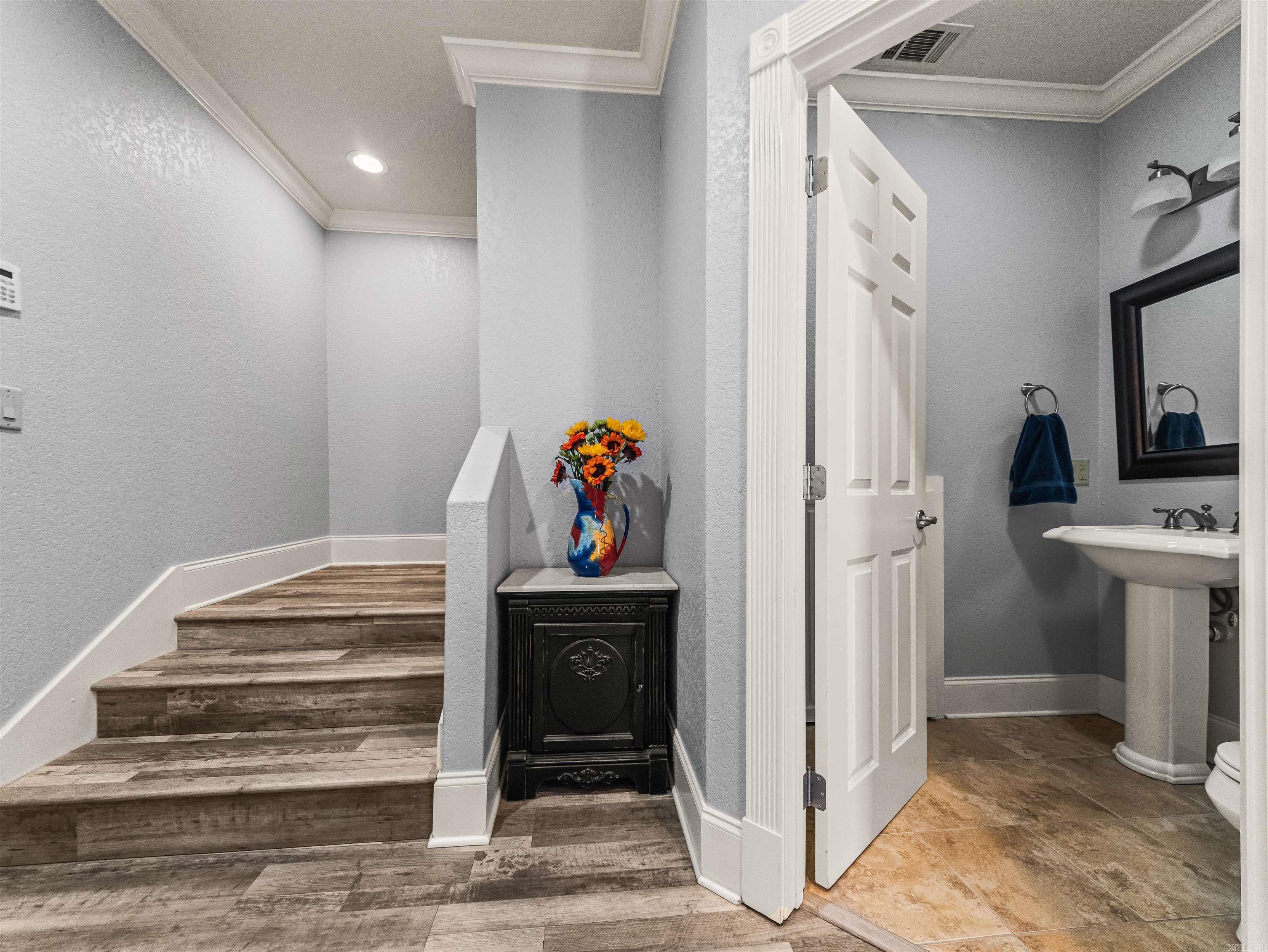 LIGHTHOUSE COVE - Residential