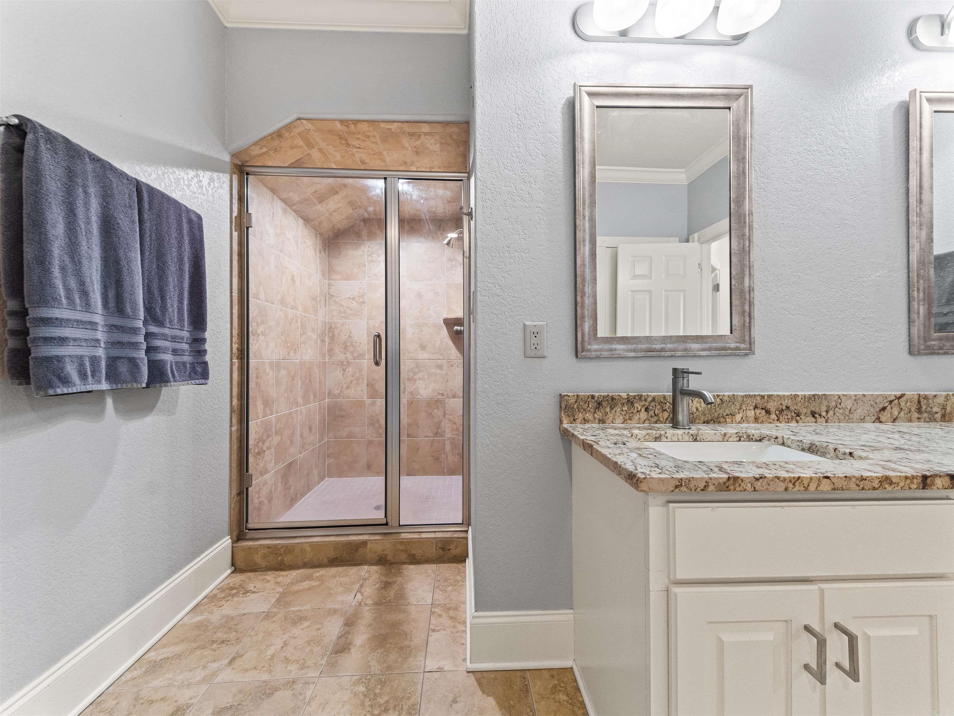 LIGHTHOUSE COVE - Residential