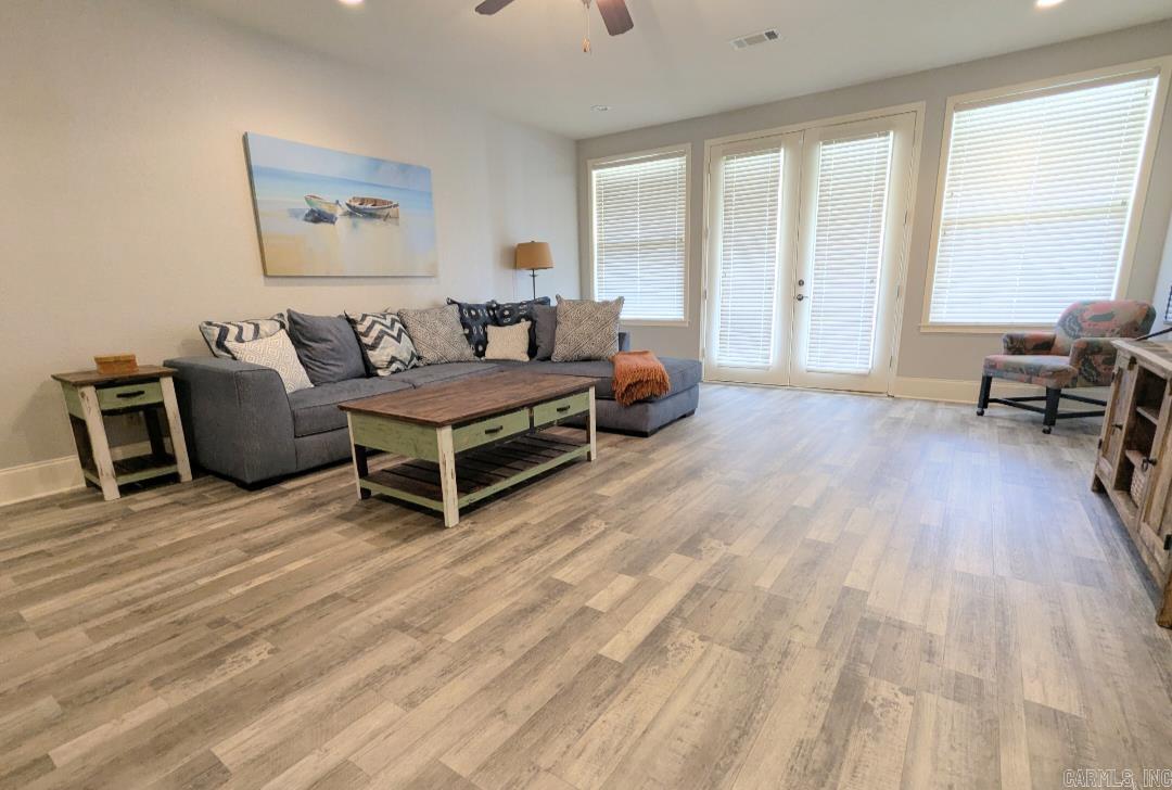 LIGHTHOUSE COVE - Residential