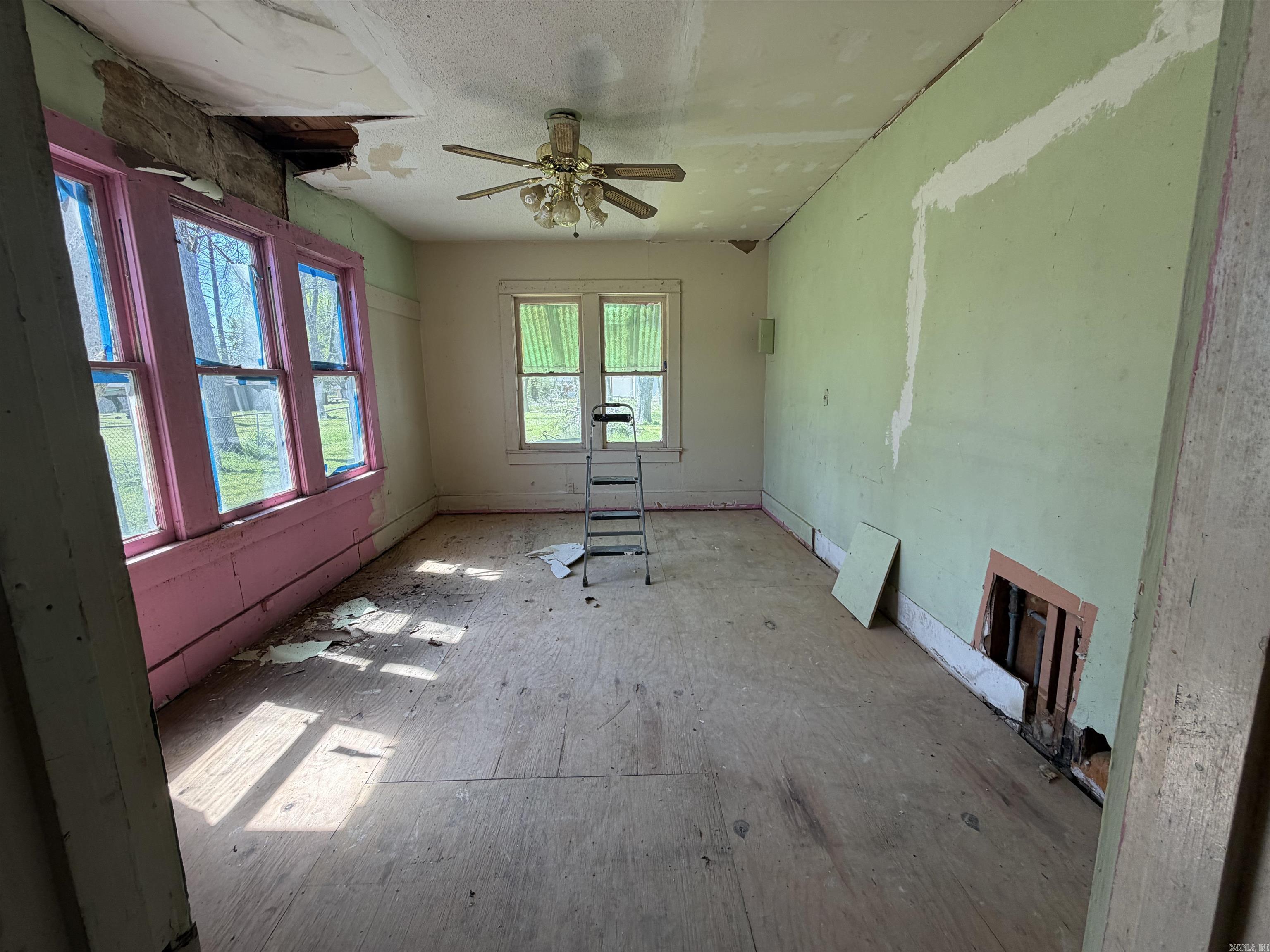 BOWLES - Residential