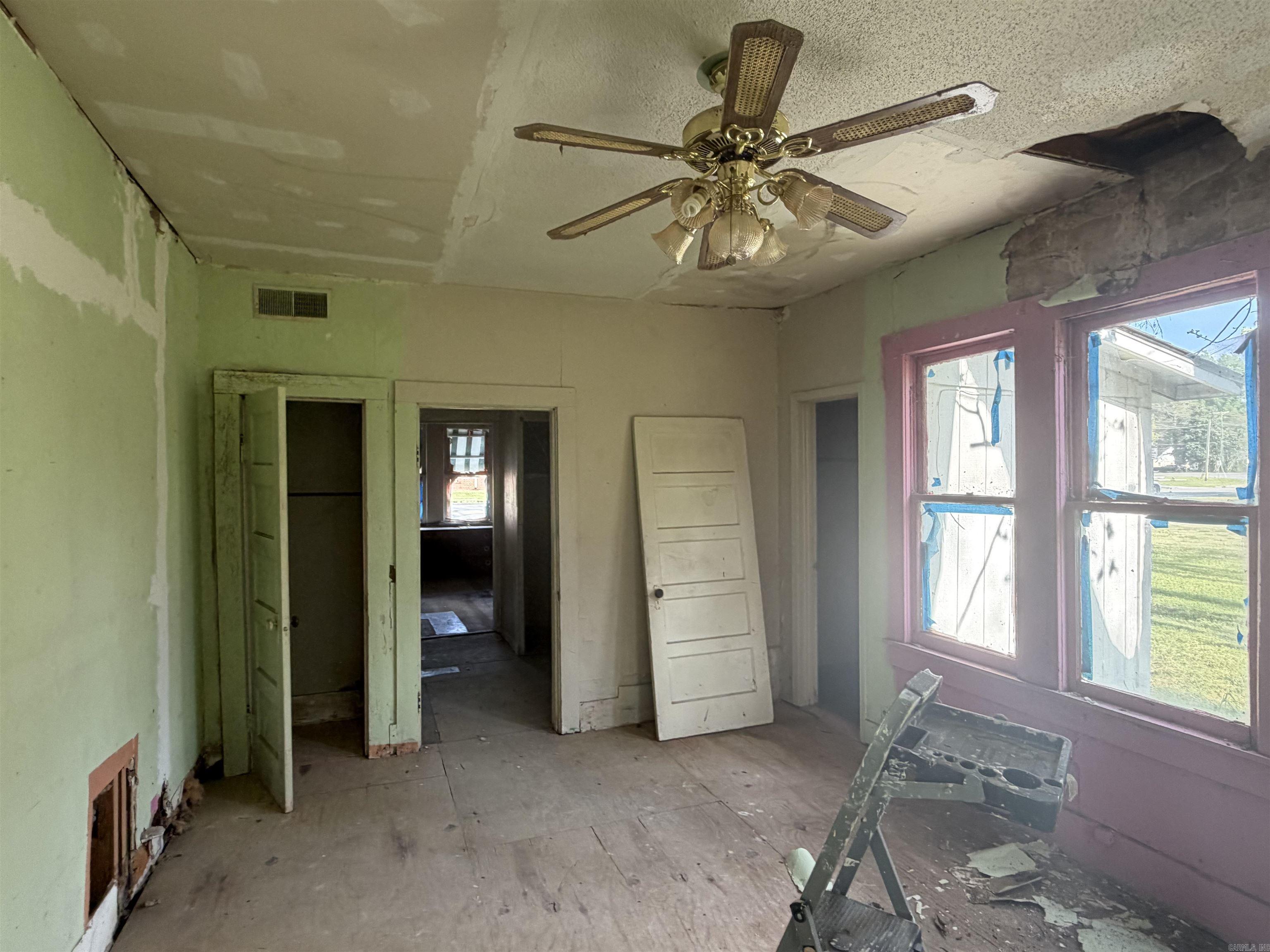 BOWLES - Residential