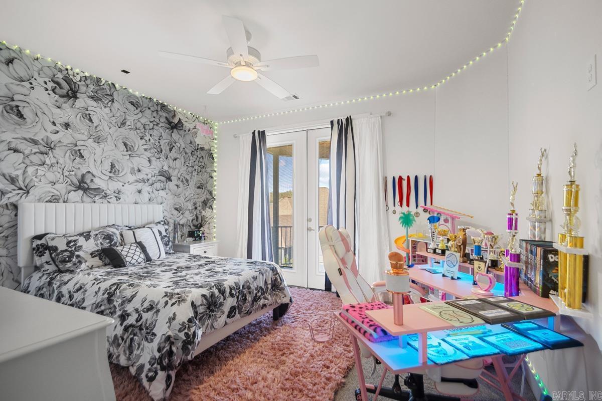 WESTSHORE ADDN HURRICANE LAKE ES - Residential