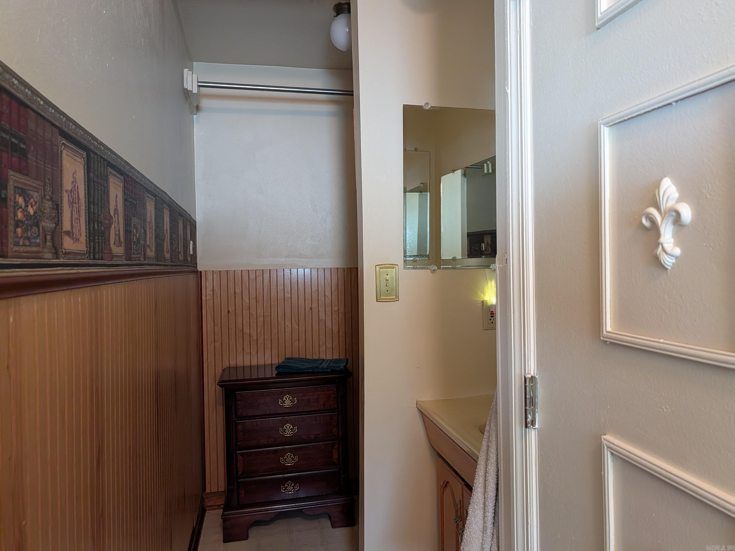 SUNNY VALLEY - Residential