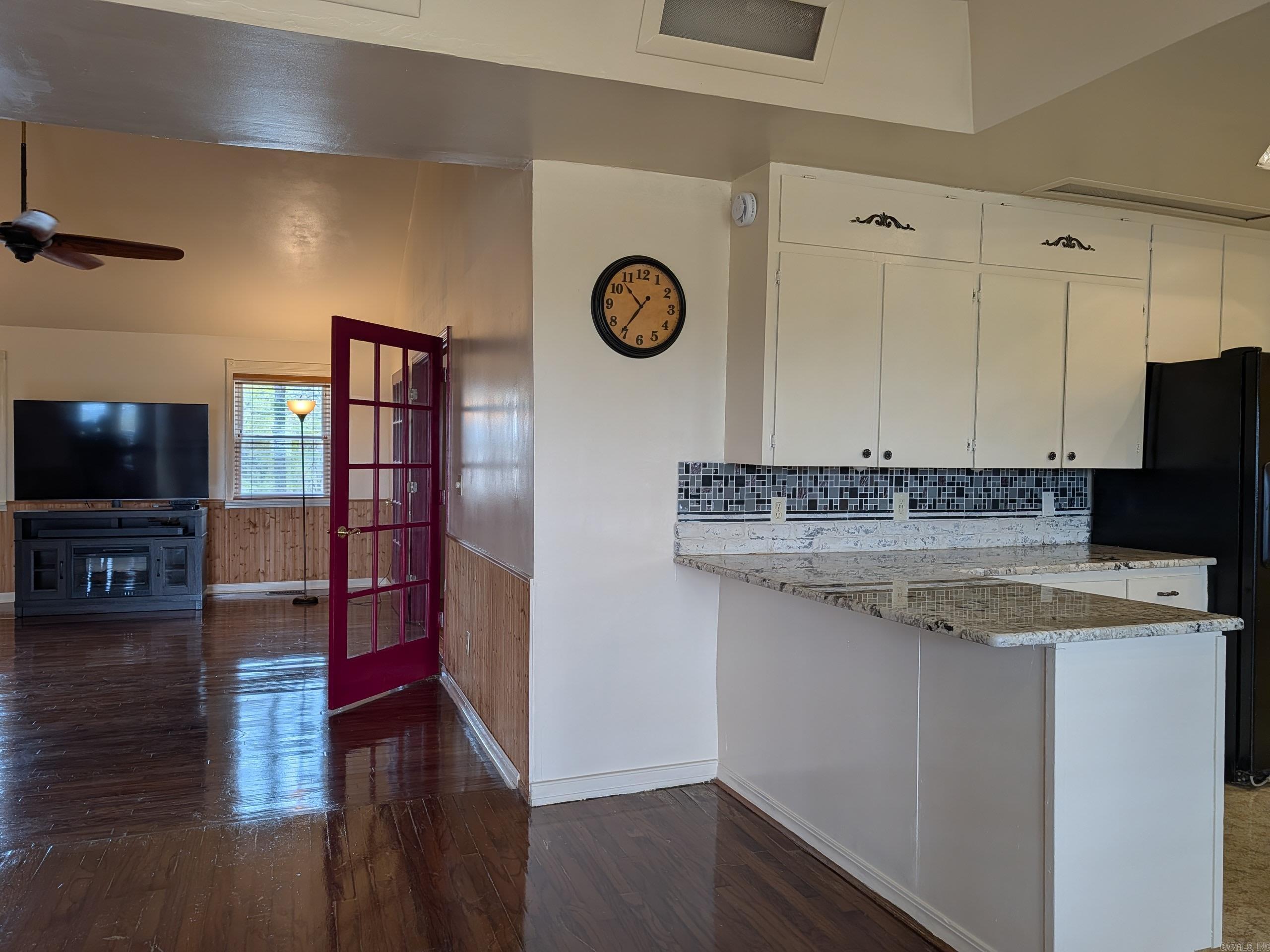 SUNNY VALLEY - Residential