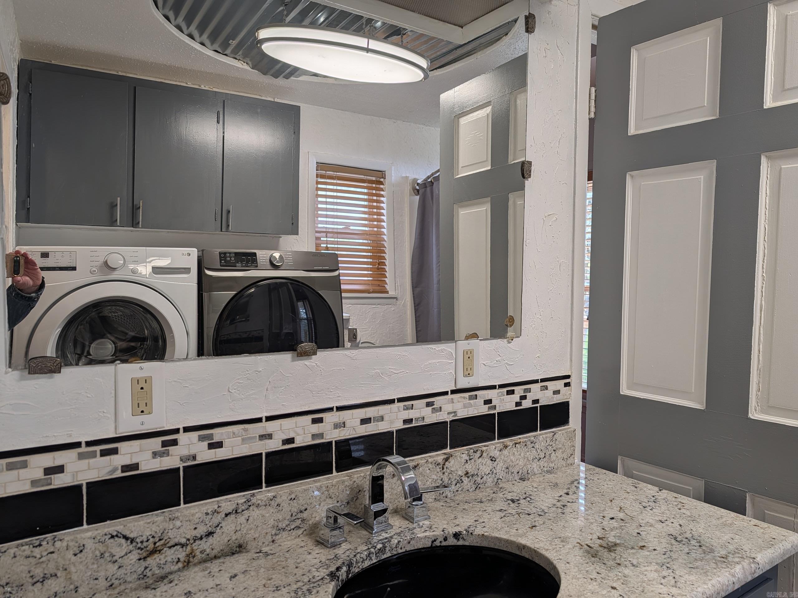 SUNNY VALLEY - Residential