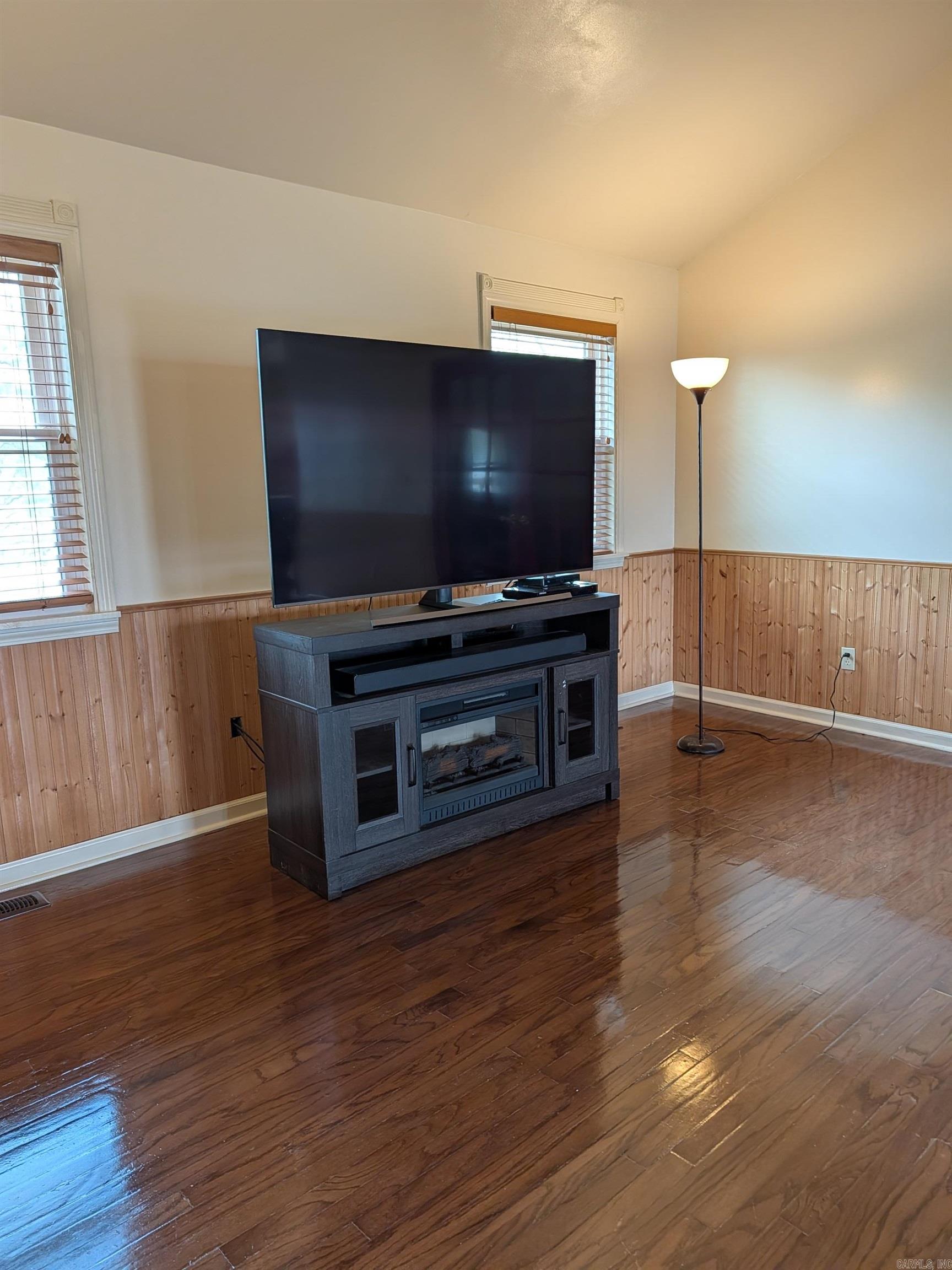 SUNNY VALLEY - Residential