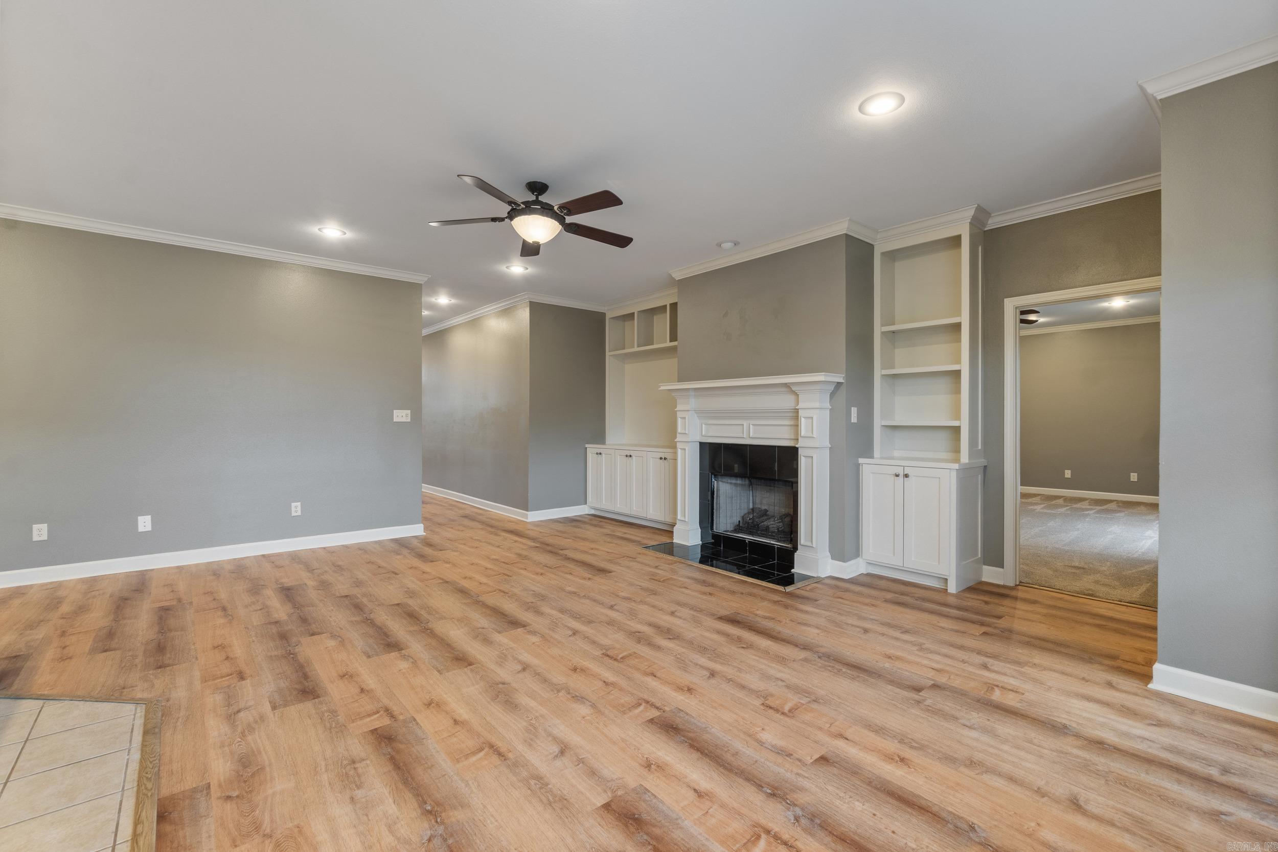 THE VILLAGES OF WELLINGTON - Residential