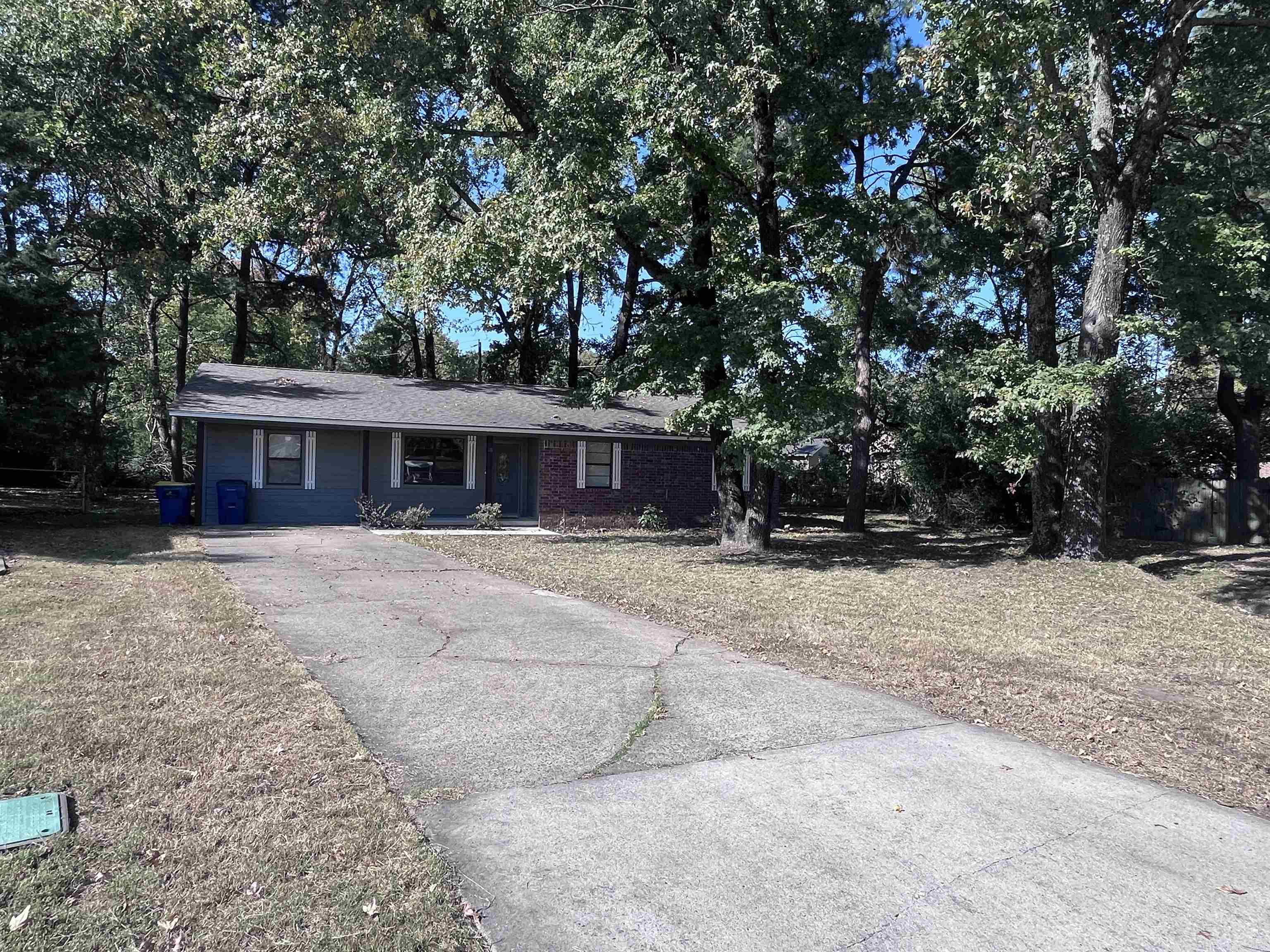 Pine Crest - Residential Lease