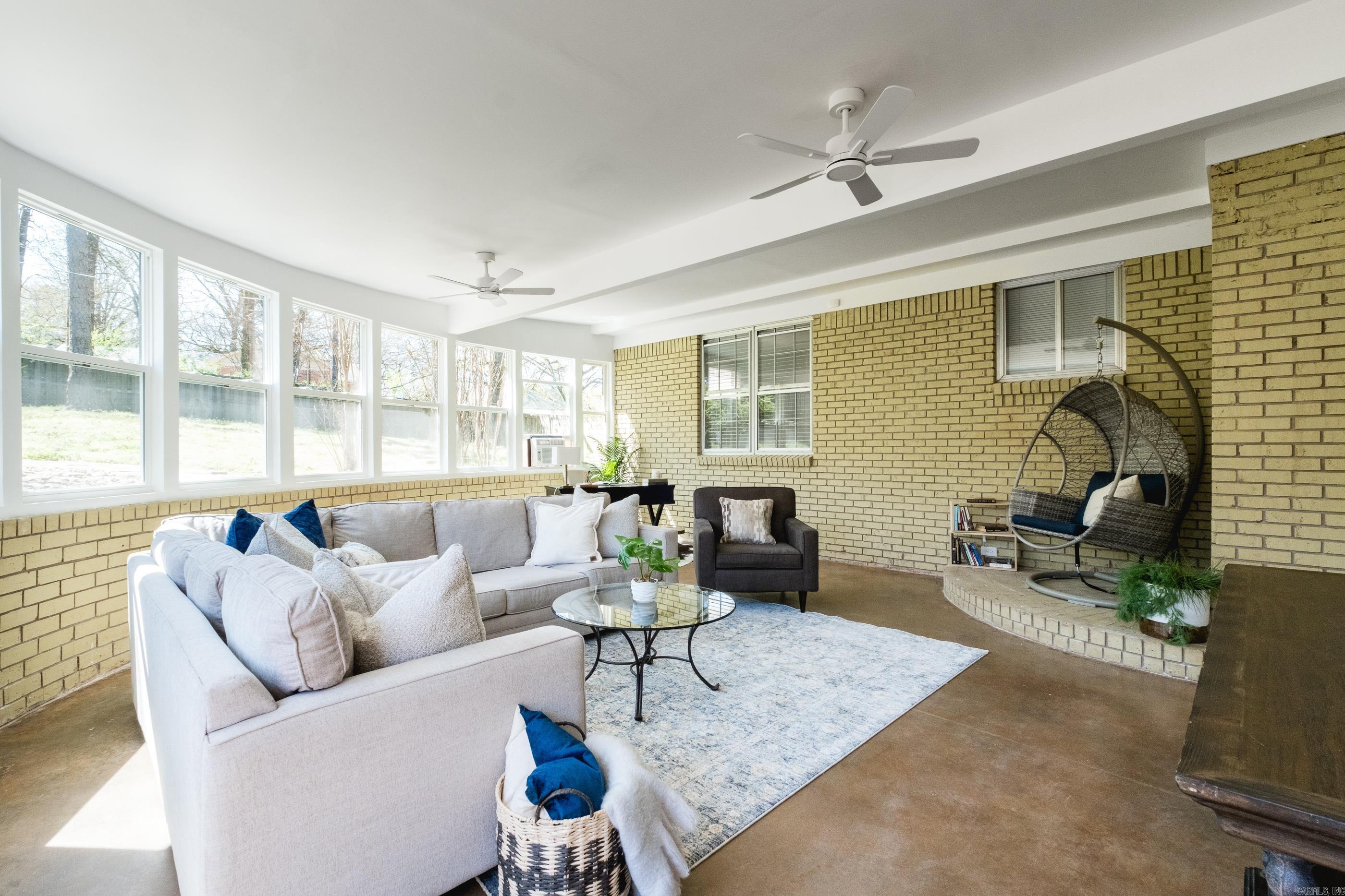 LEAWOOD HEIGHTS - Residential