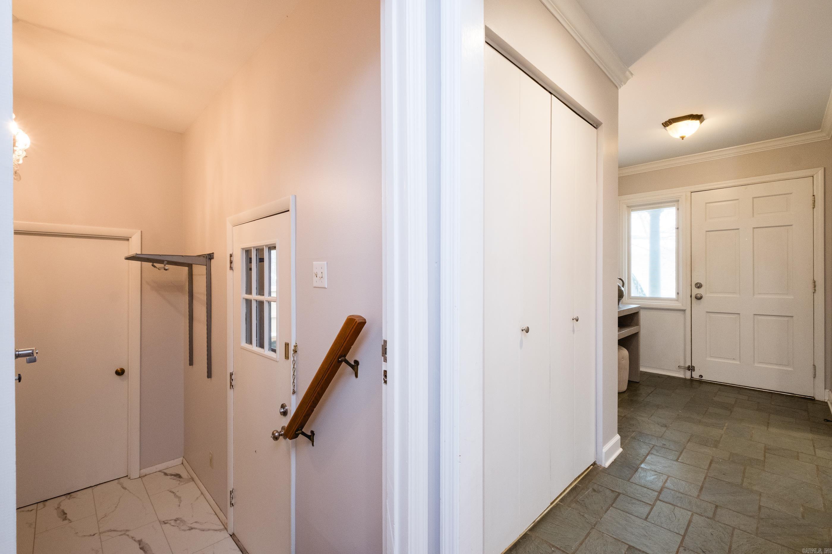 LEAWOOD HEIGHTS - Residential