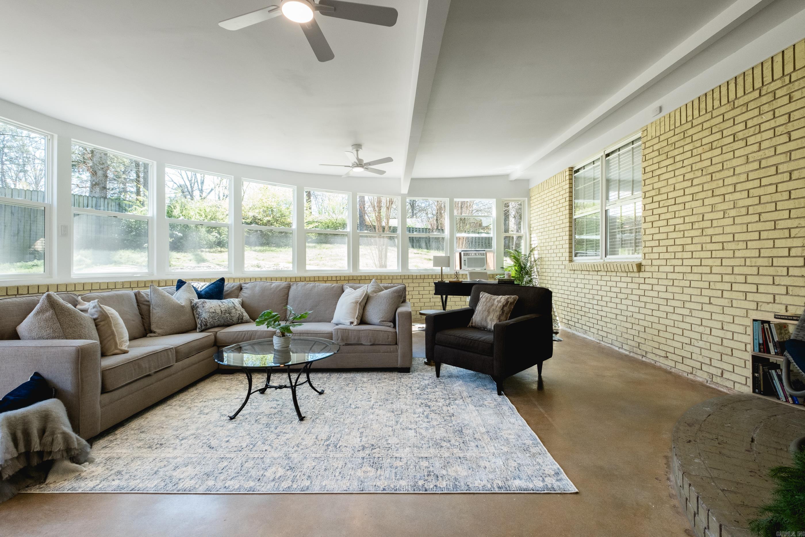 LEAWOOD HEIGHTS - Residential