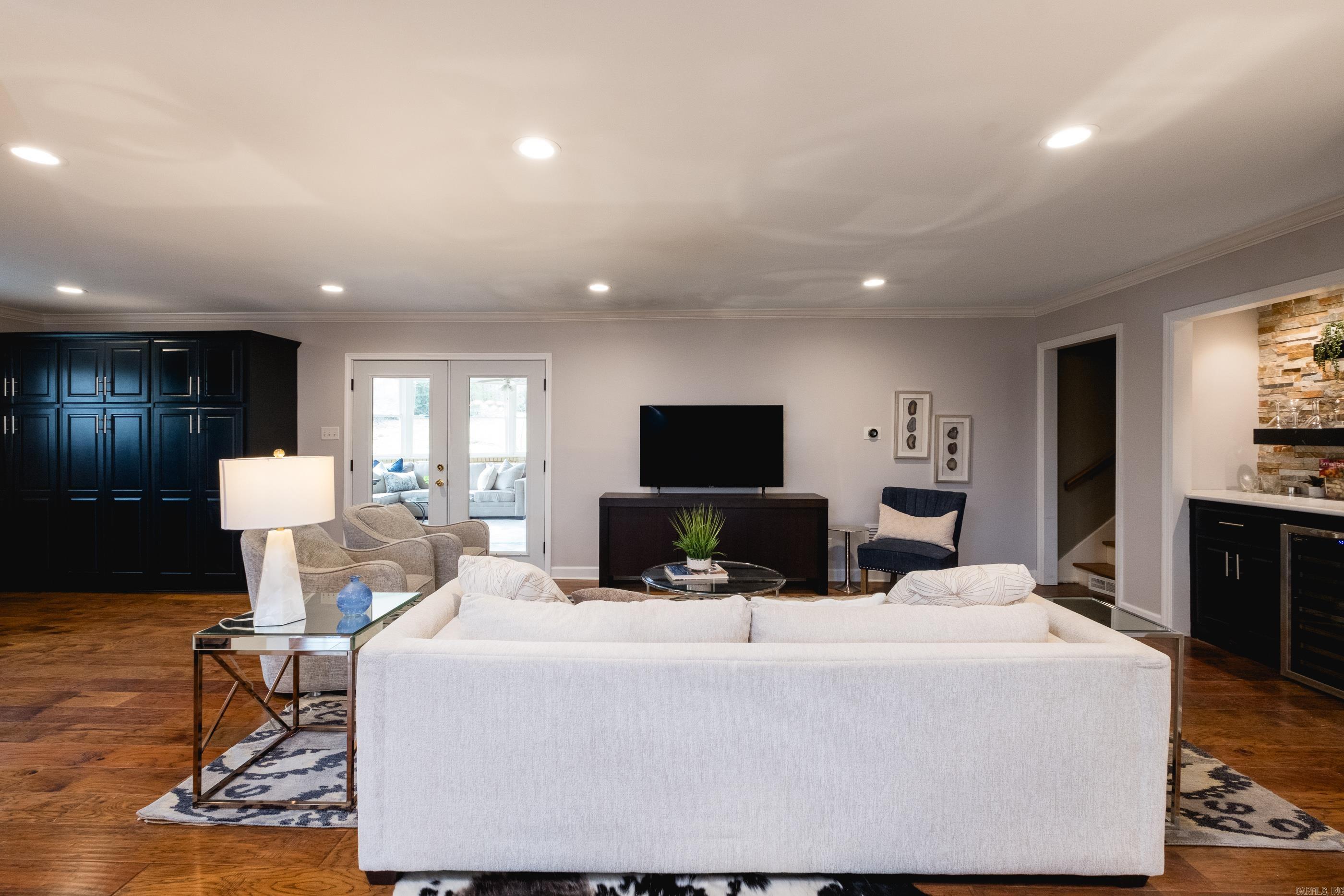 LEAWOOD HEIGHTS - Residential