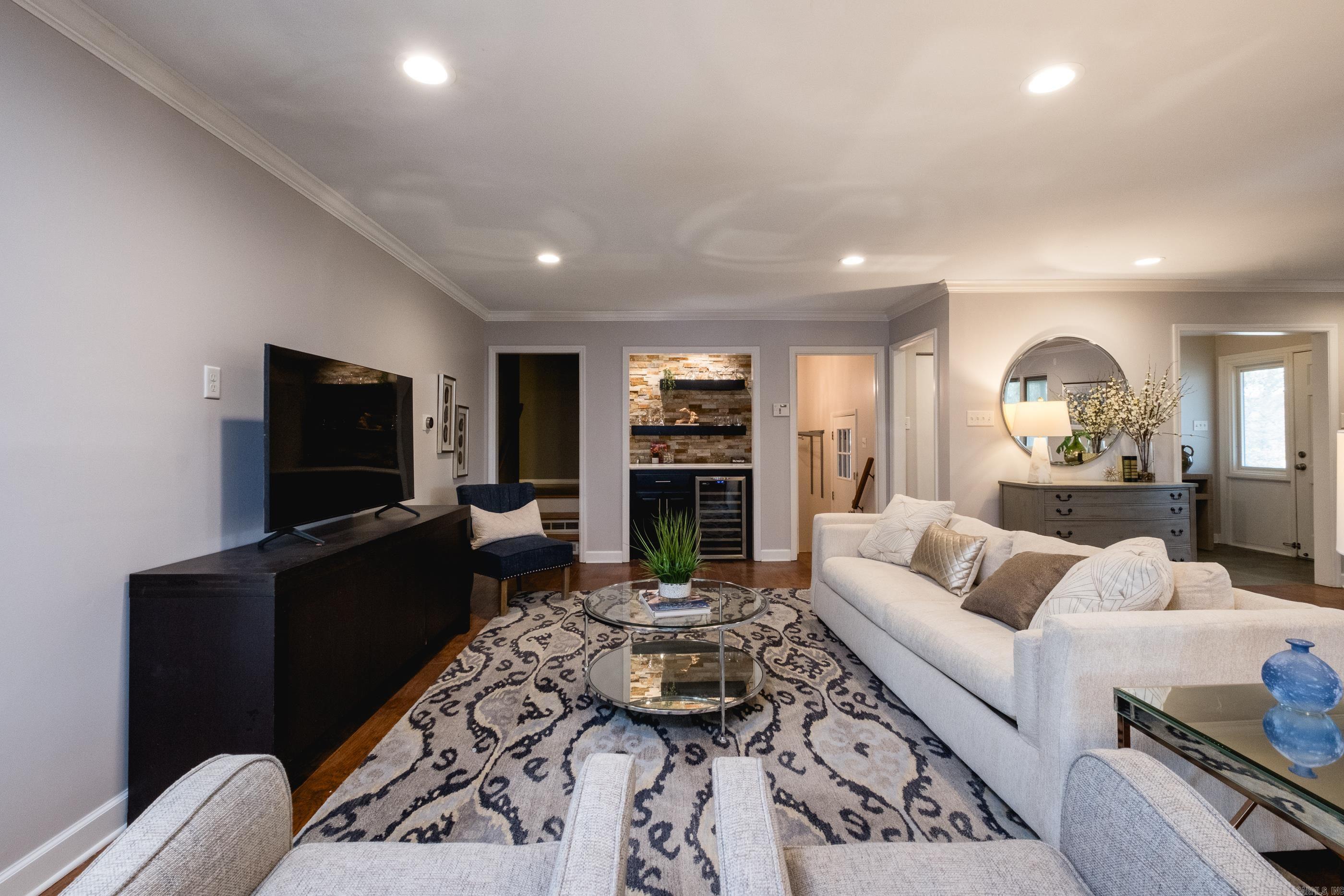 LEAWOOD HEIGHTS - Residential