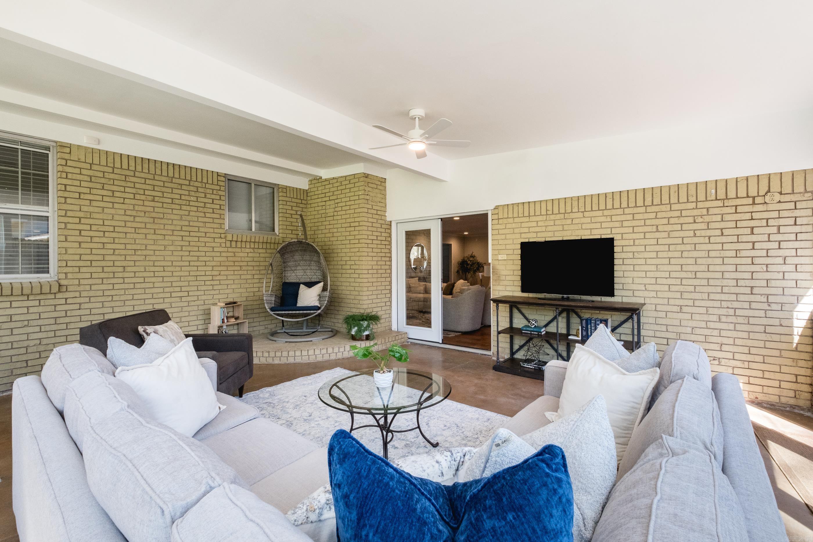 LEAWOOD HEIGHTS - Residential