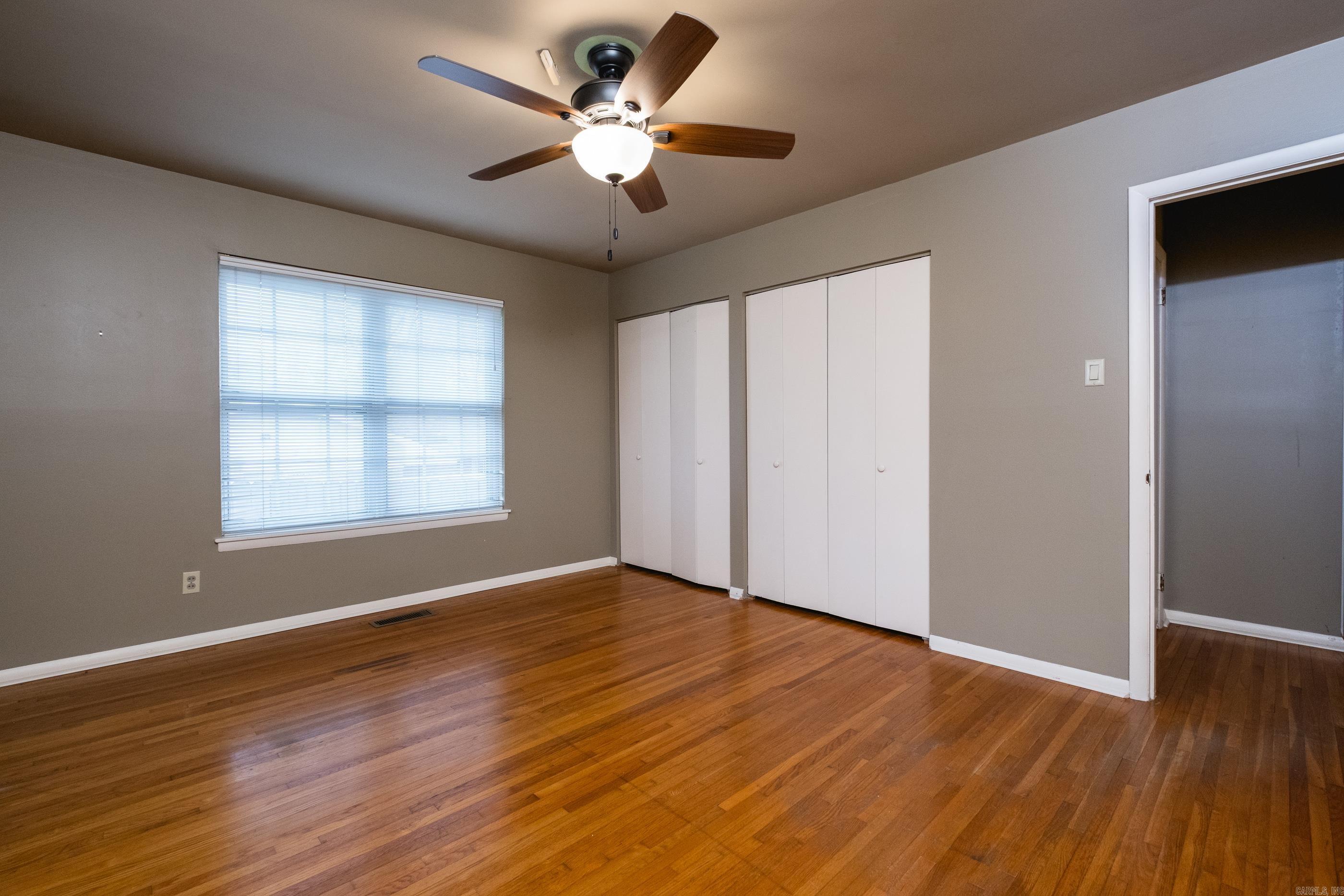 LEAWOOD HEIGHTS - Residential