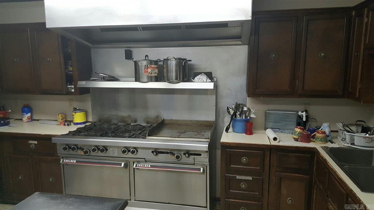 Big Oak - Commercial Sale