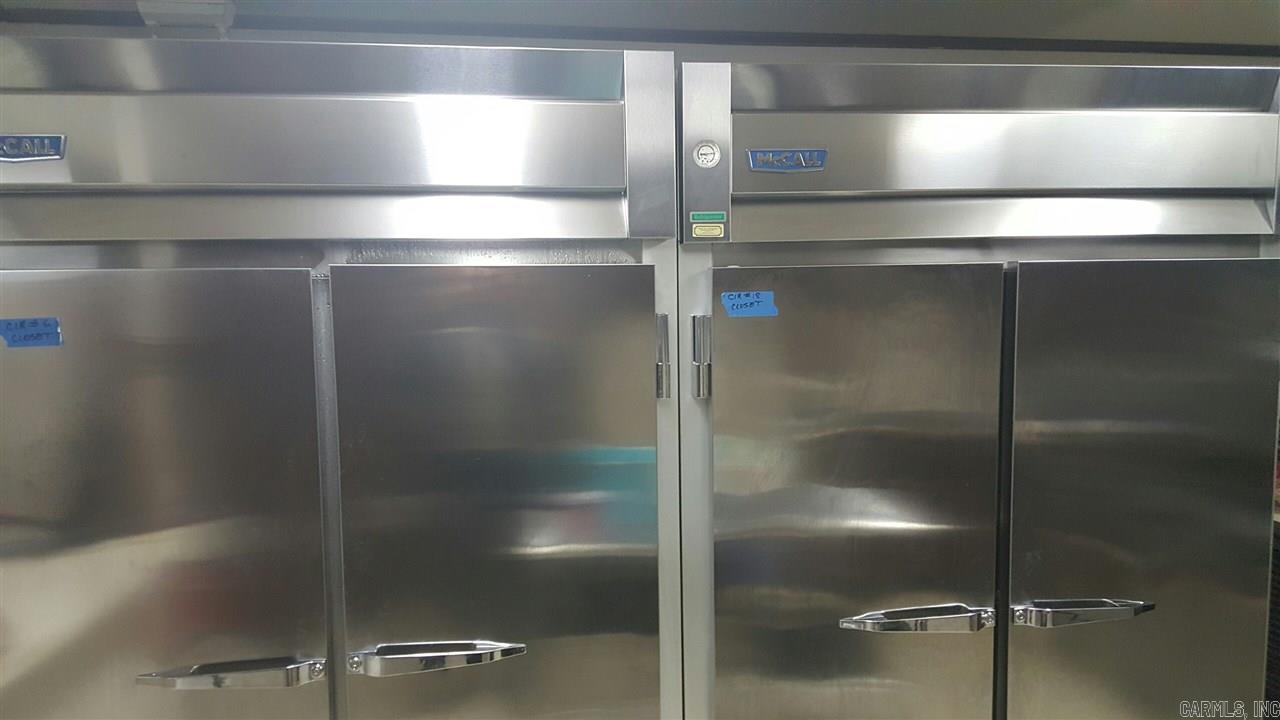 Big Oak - Commercial Sale