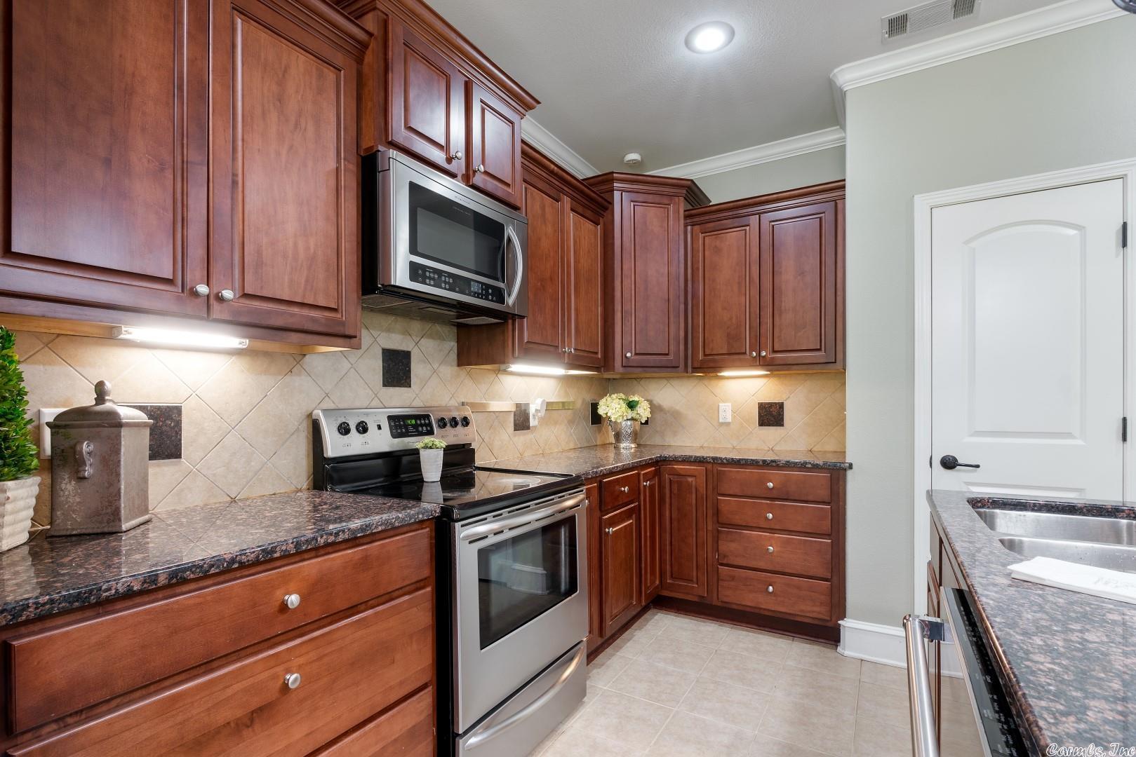 BELLE TERRE ESTATES - Residential