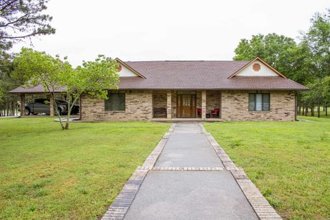 Photo of 112 Peaceful Ln Ln, Mena, AR 71953 (MLS # 26015534)