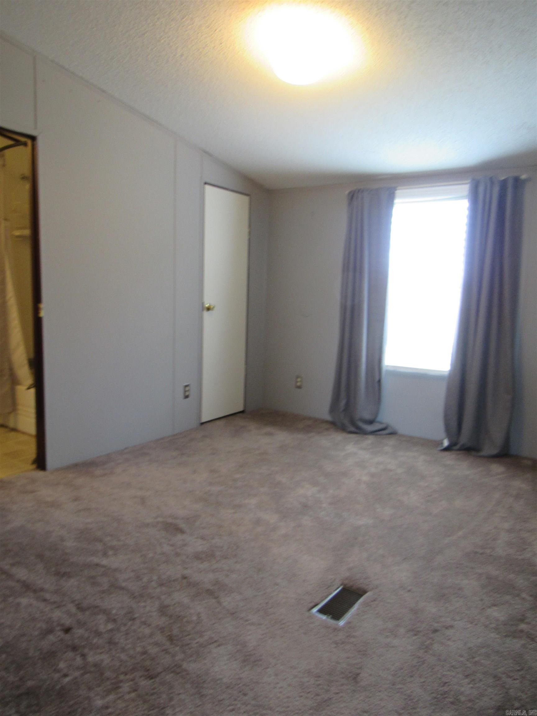 Metes & Bounds - Residential Lease