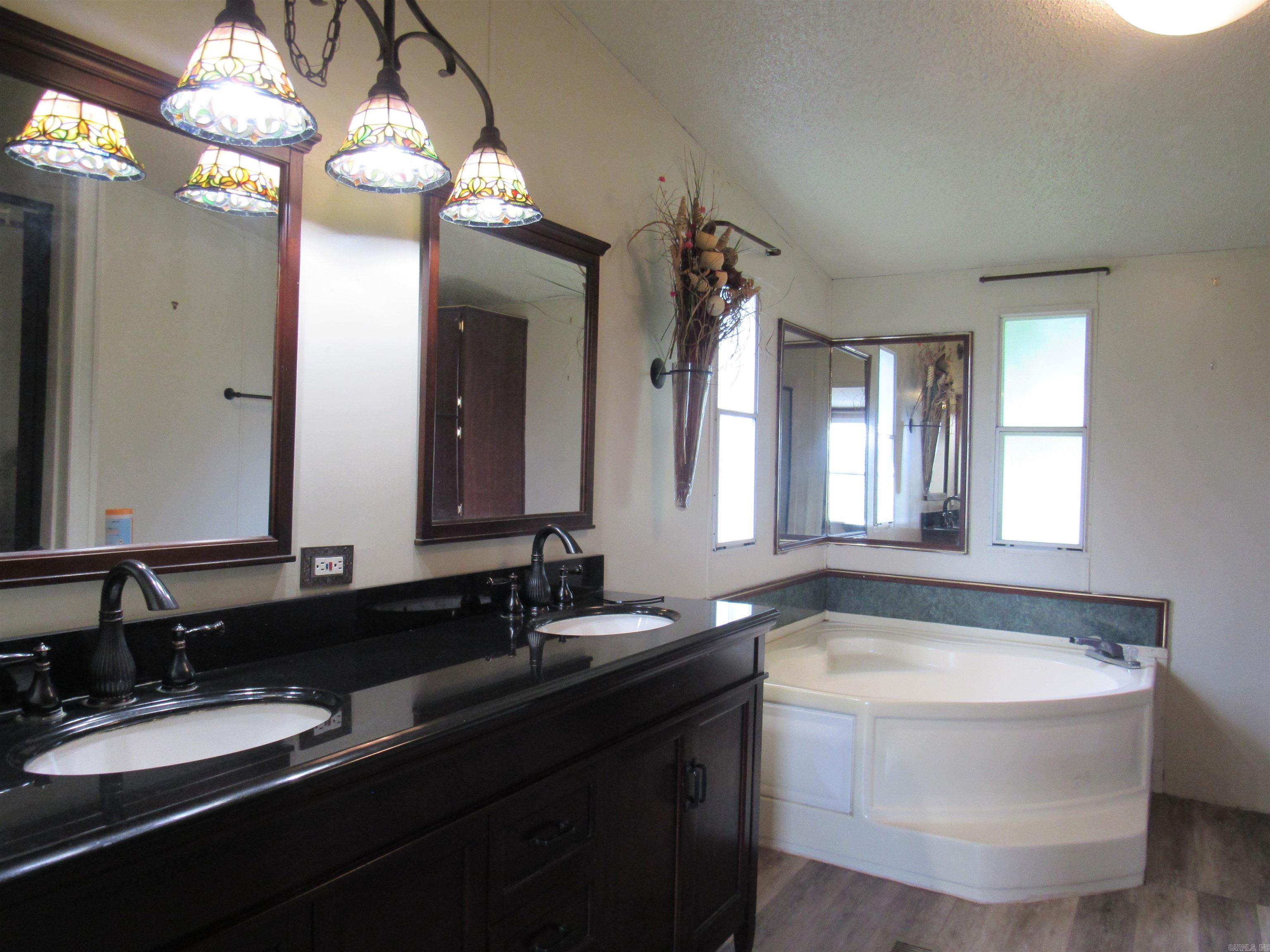 Metes & Bounds - Residential Lease