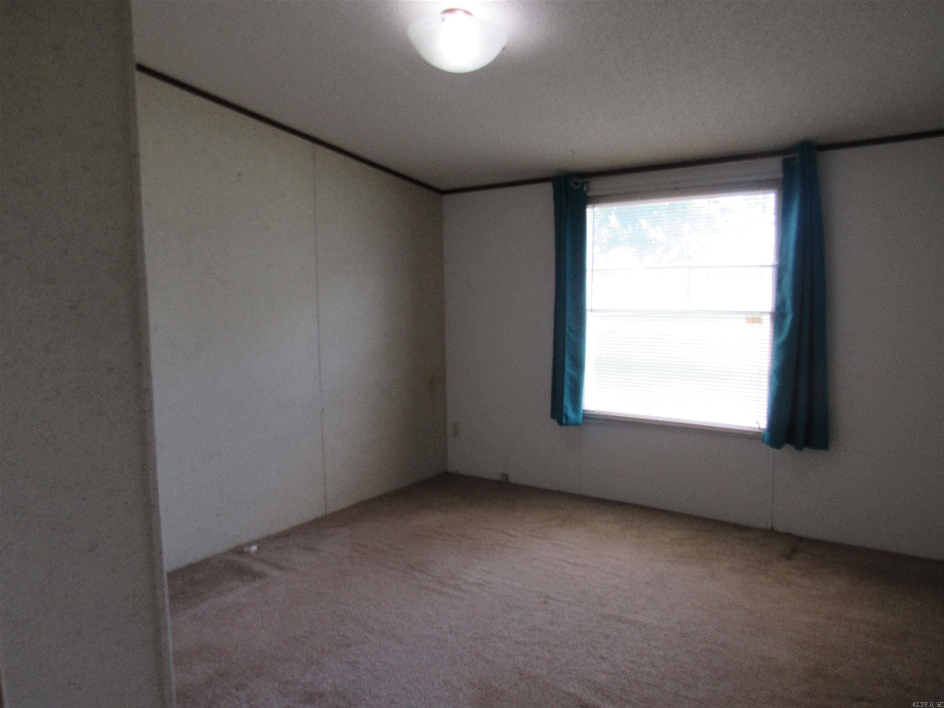 Metes & Bounds - Residential Lease