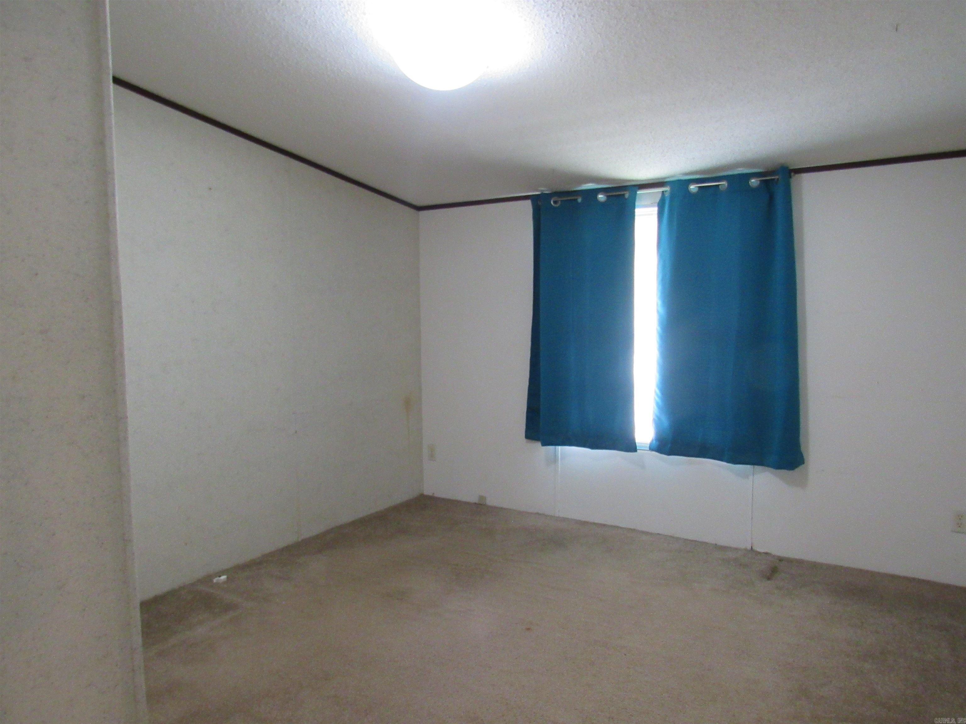 Metes & Bounds - Residential Lease